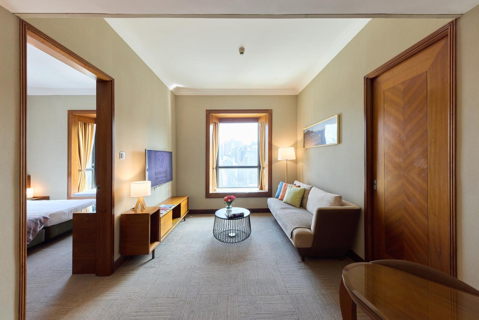 Executive Suite 25 – 32 or F