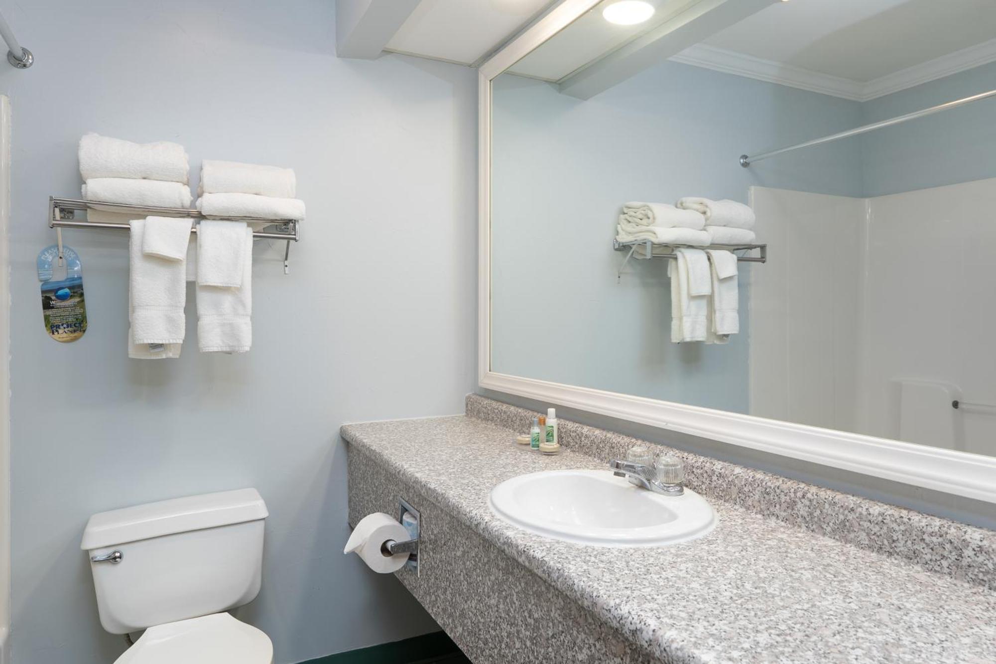 Two Queen | Pet-Friendly | Ground Floor