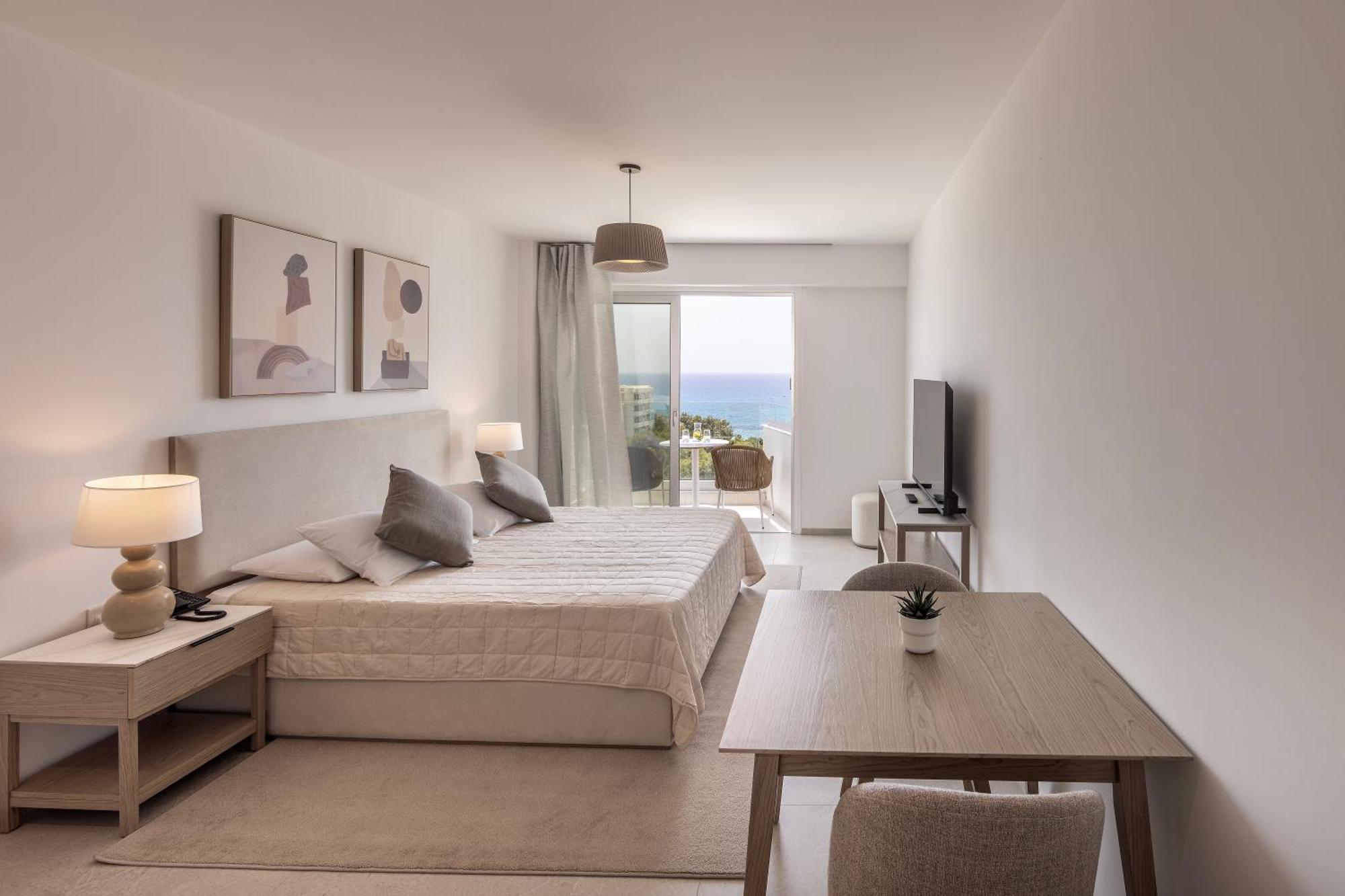 Deluxe Double Room Sea View