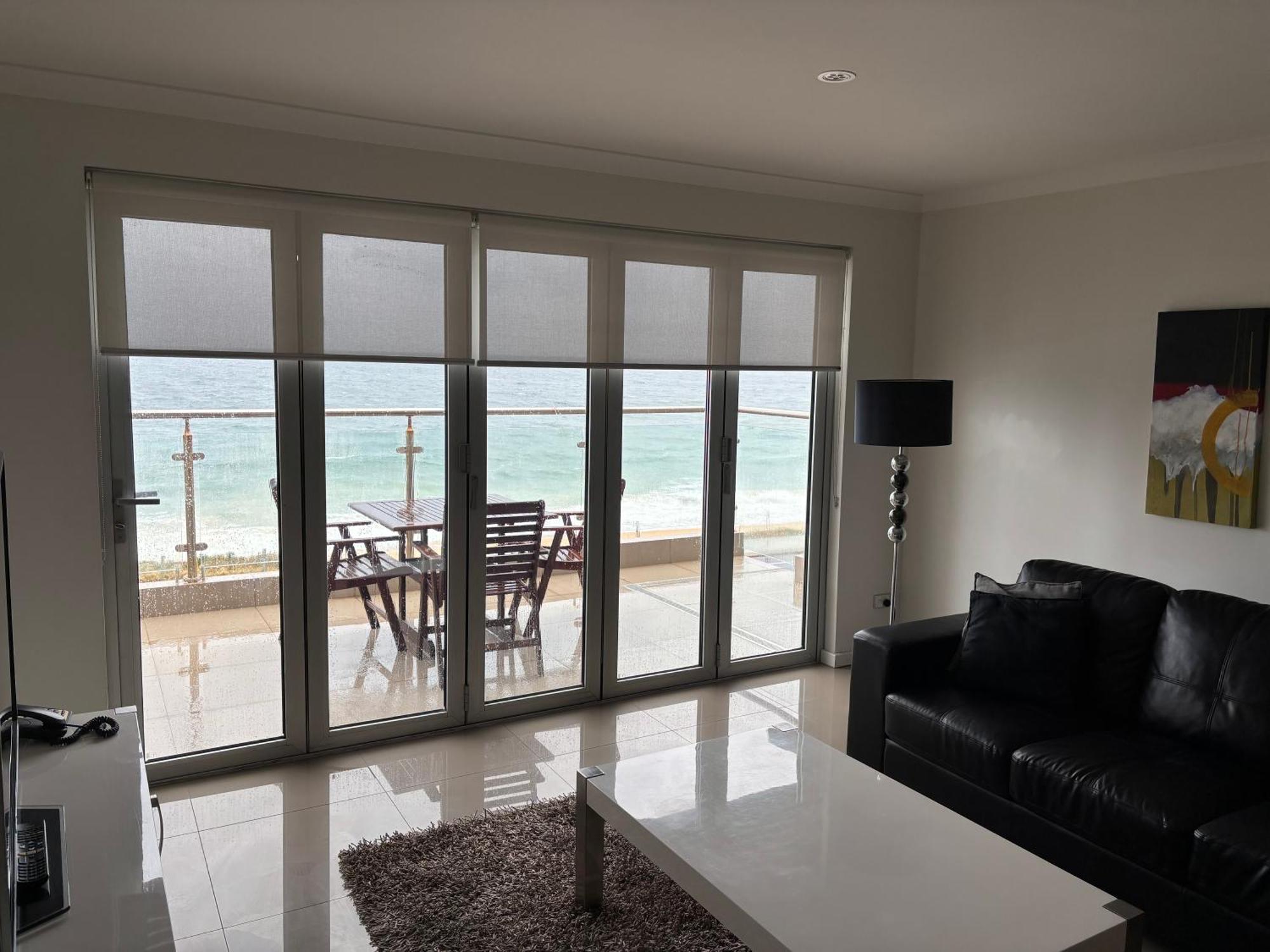 Two-Bedroom One-Bathroom Apartment with Courtyard or Balcony