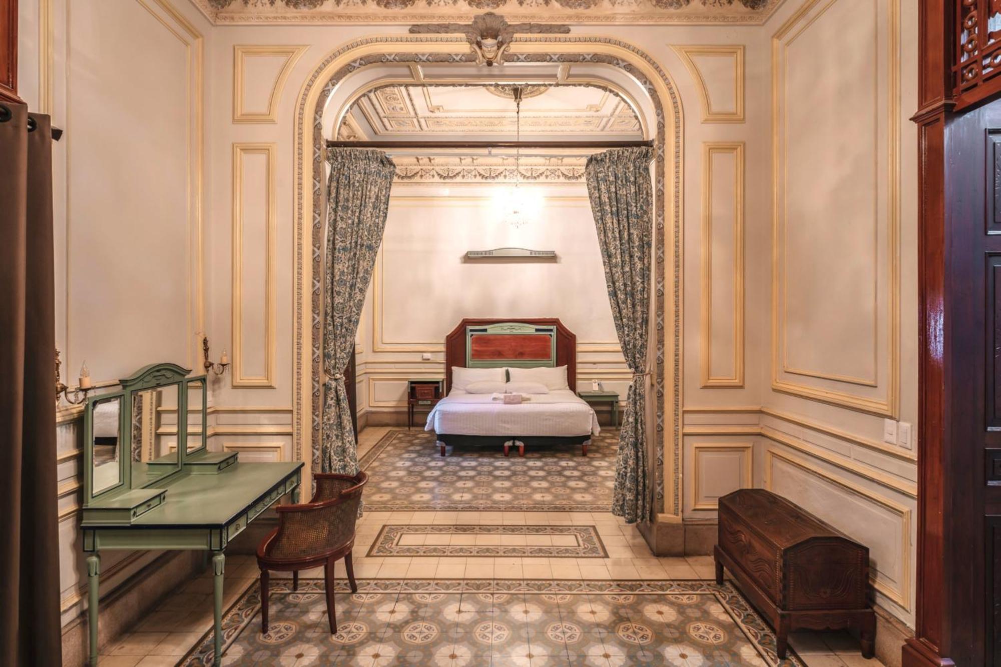 King Suite