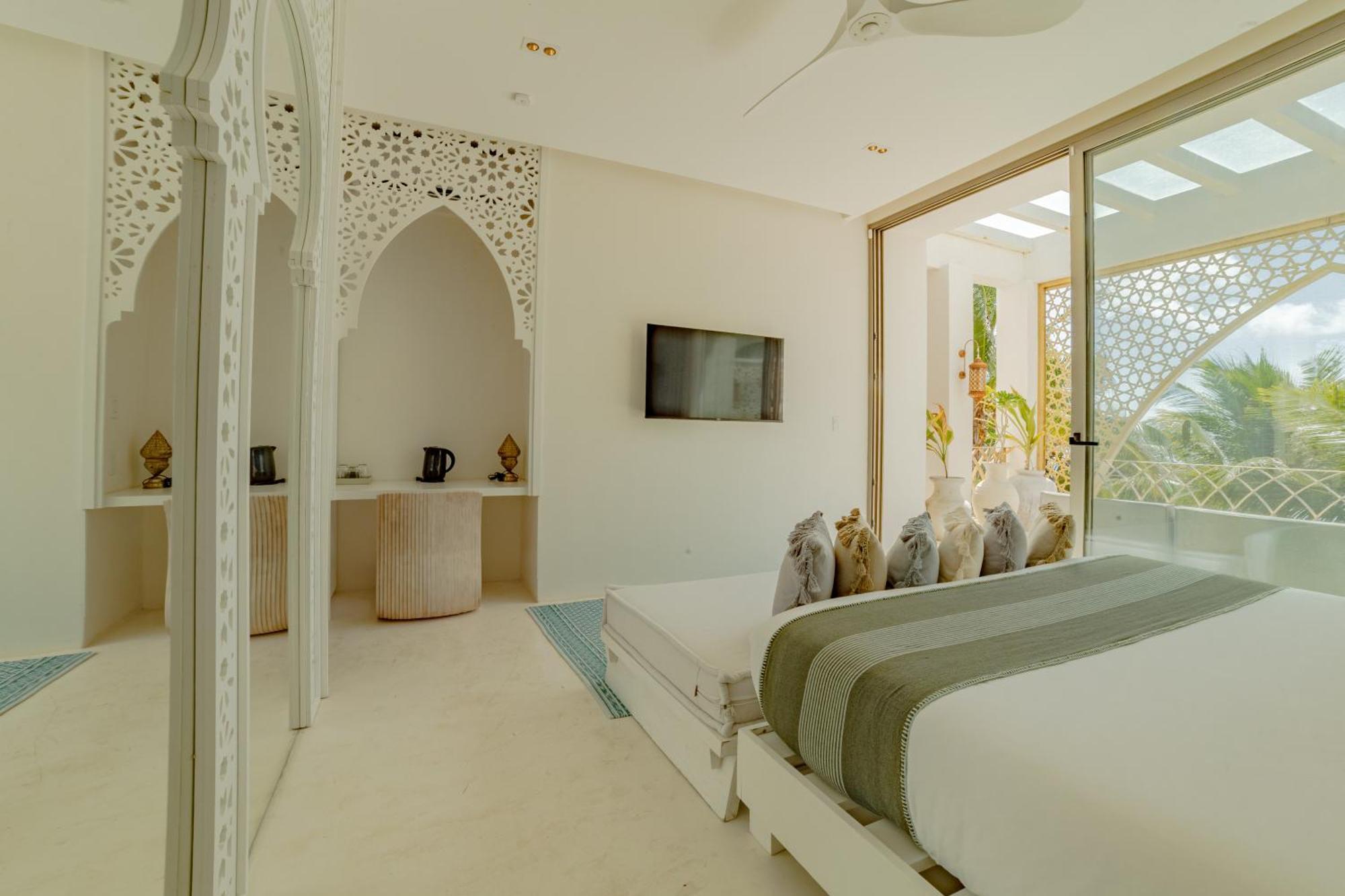 Oceanfront Terrace Suite