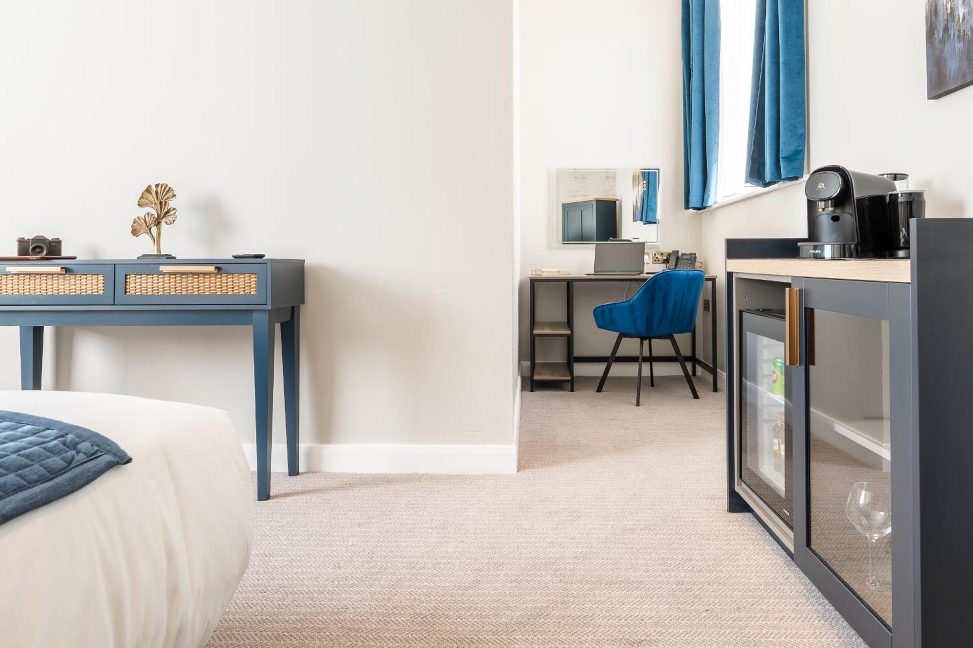Deluxe Double or Twin Room