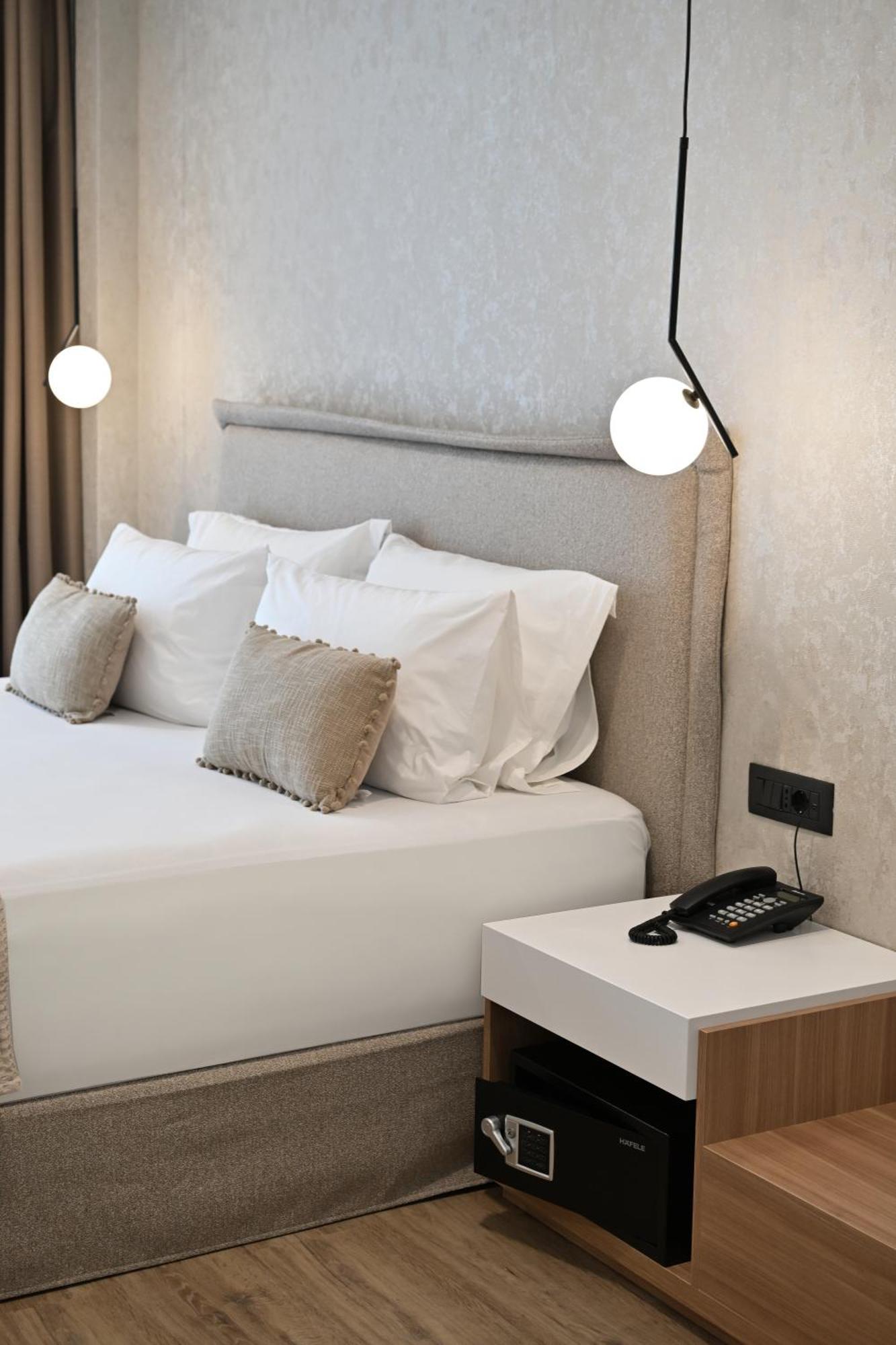 Deluxe Double Room with Sea View