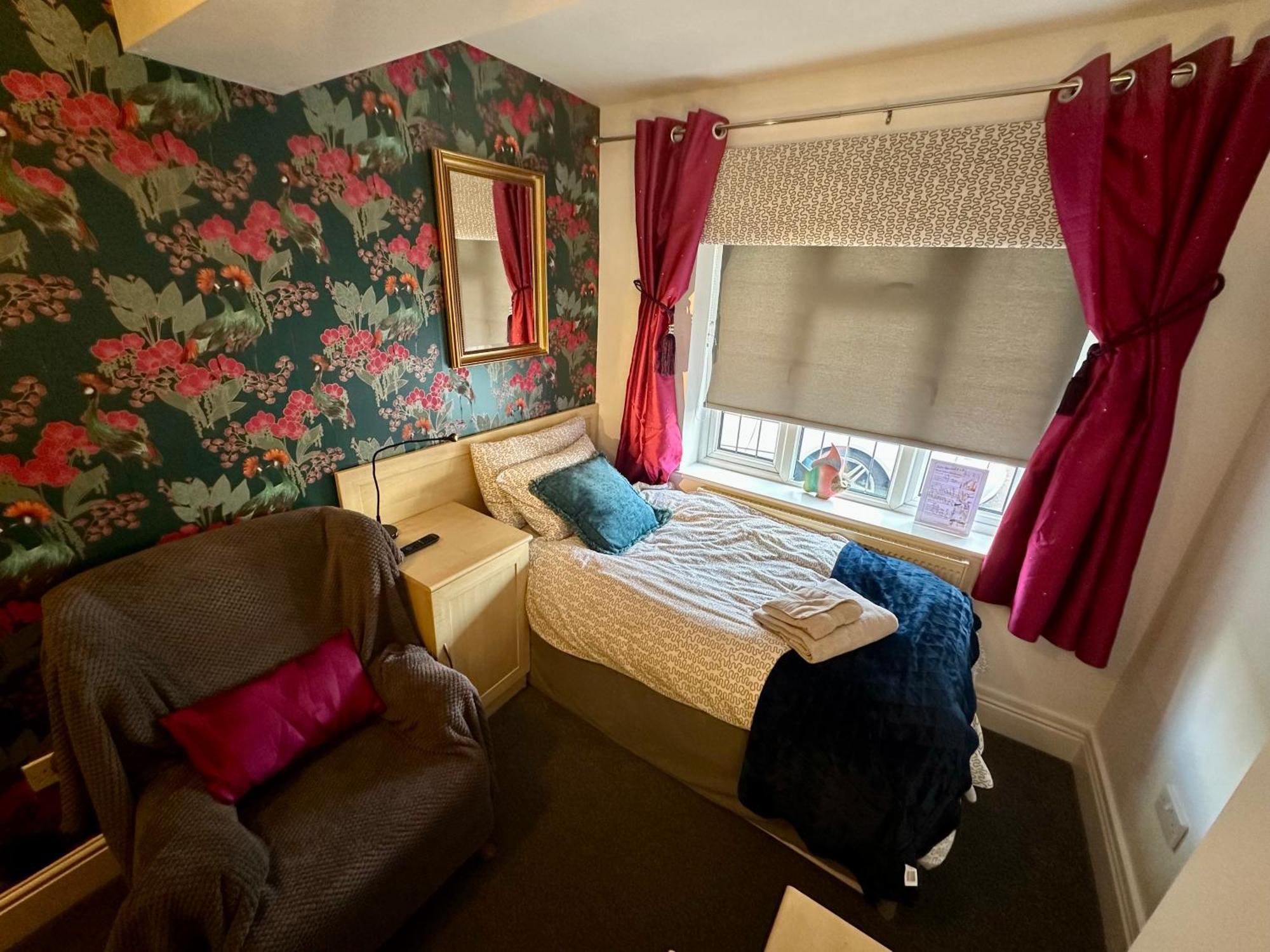 Single Room with Private Bathroom