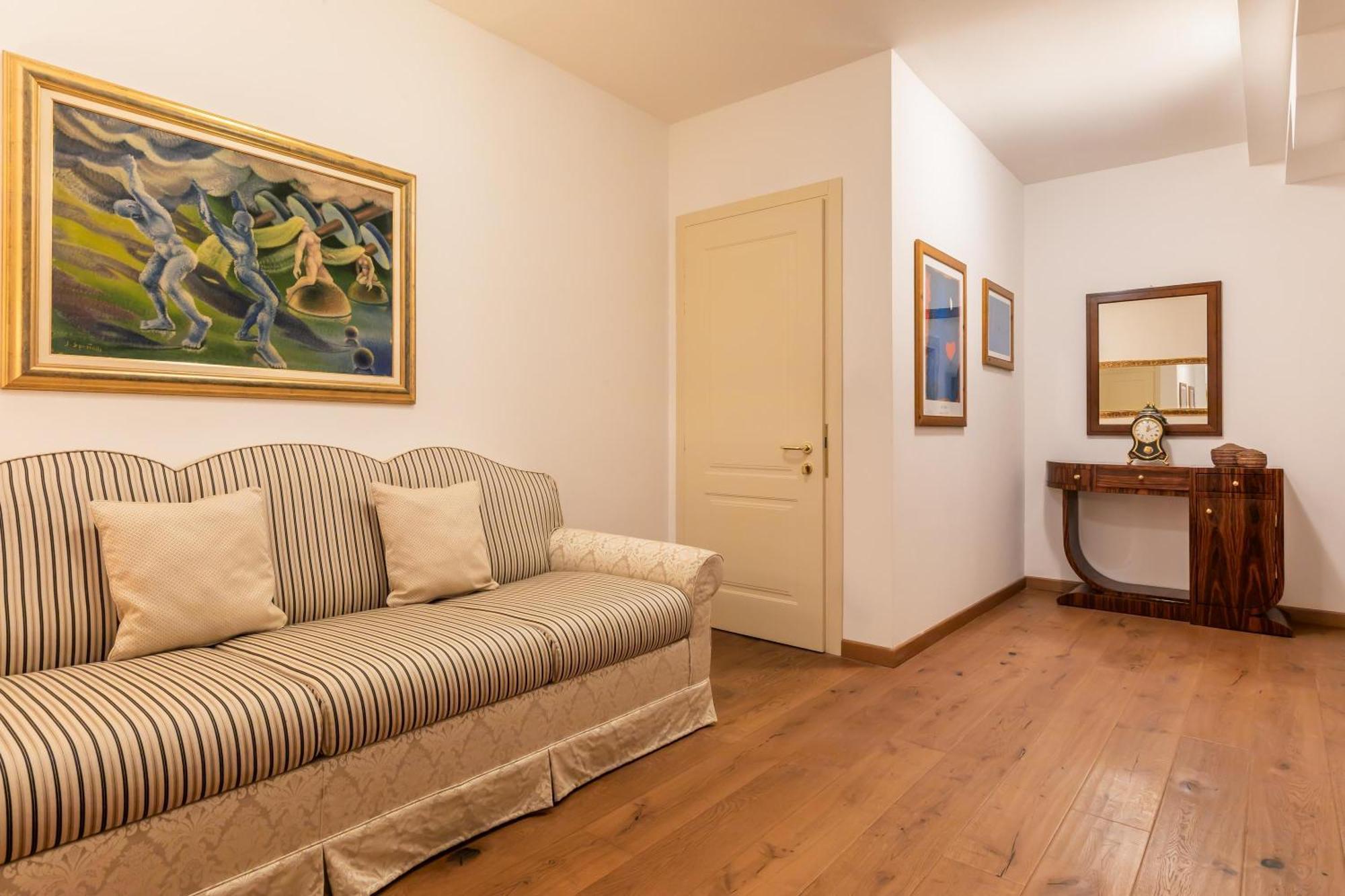 Junior Suite with Lake View - Annex