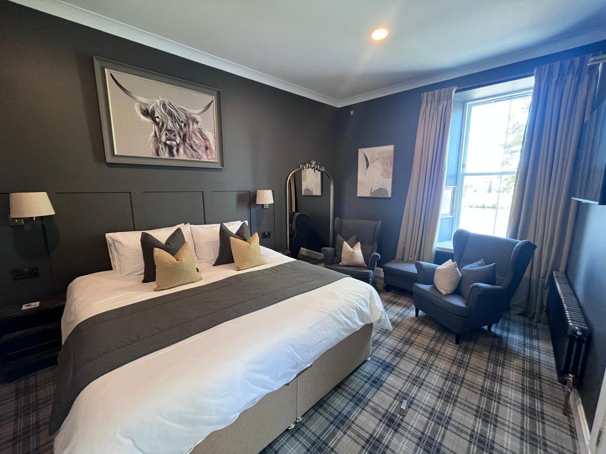 King Room Lake View