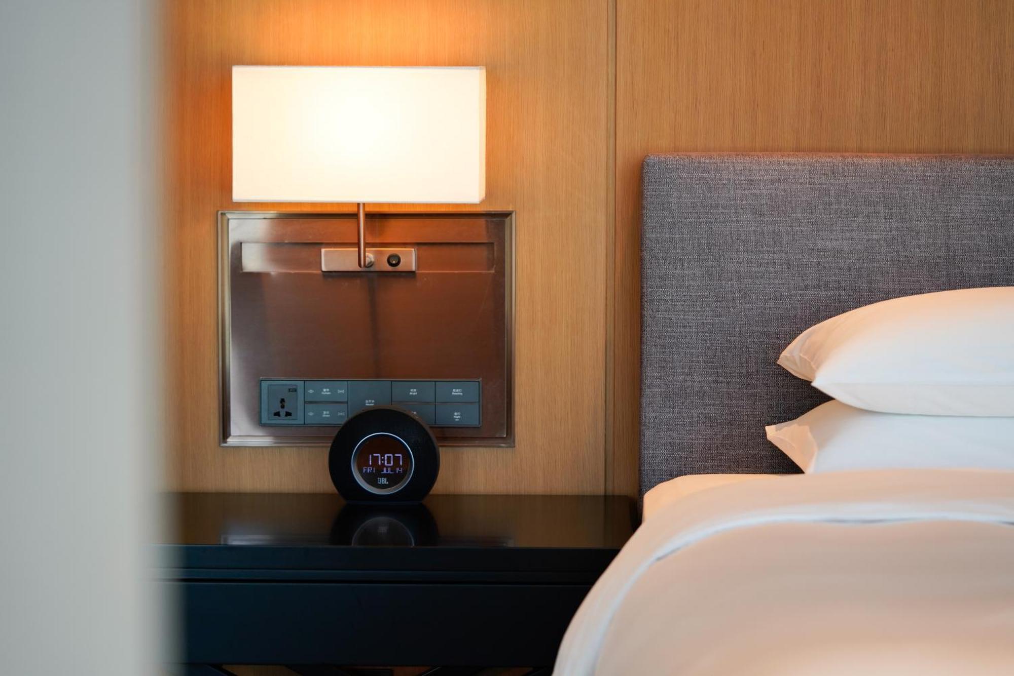 Twin Room with Mountain View