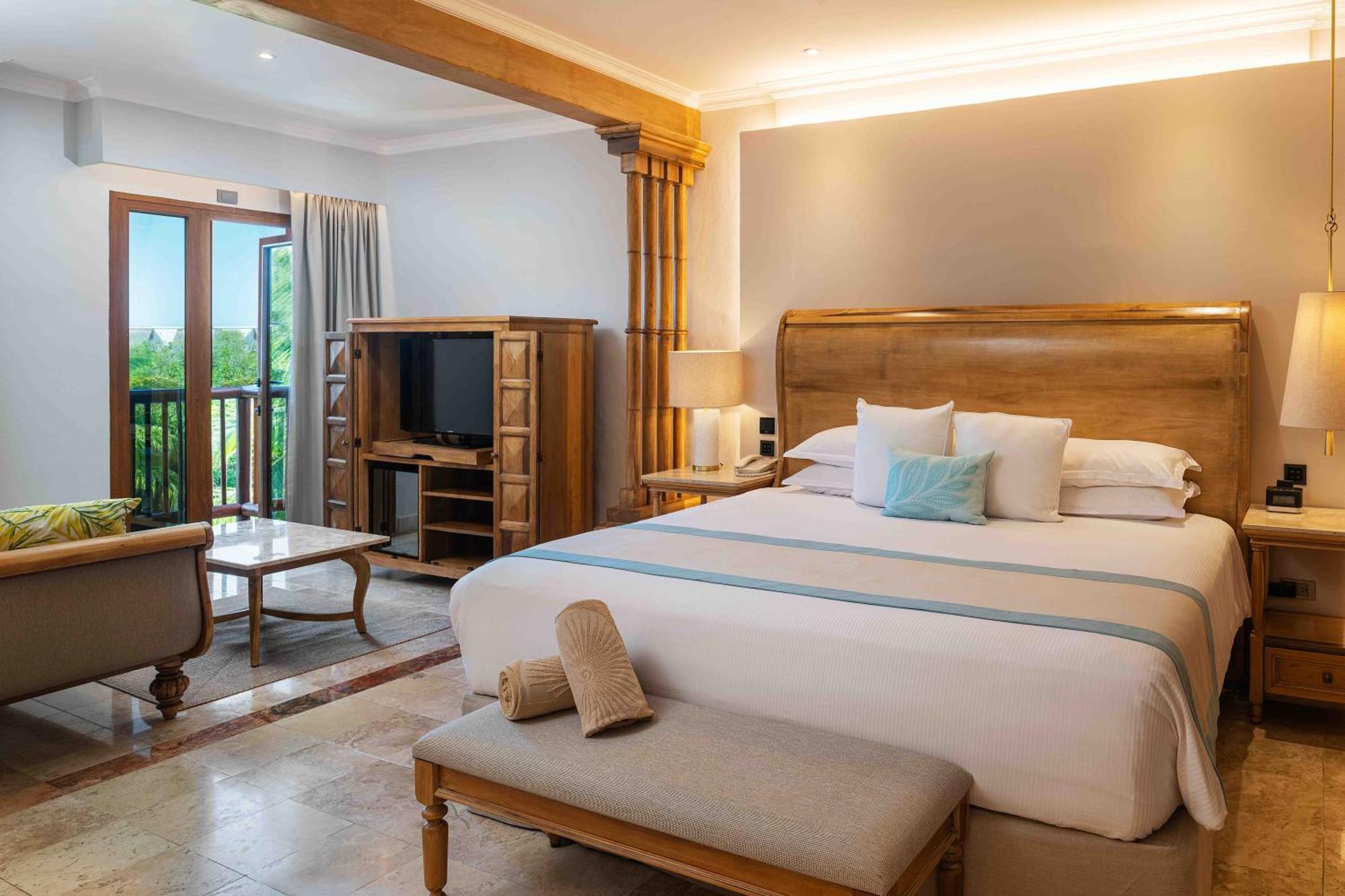 Golden Junior Suite