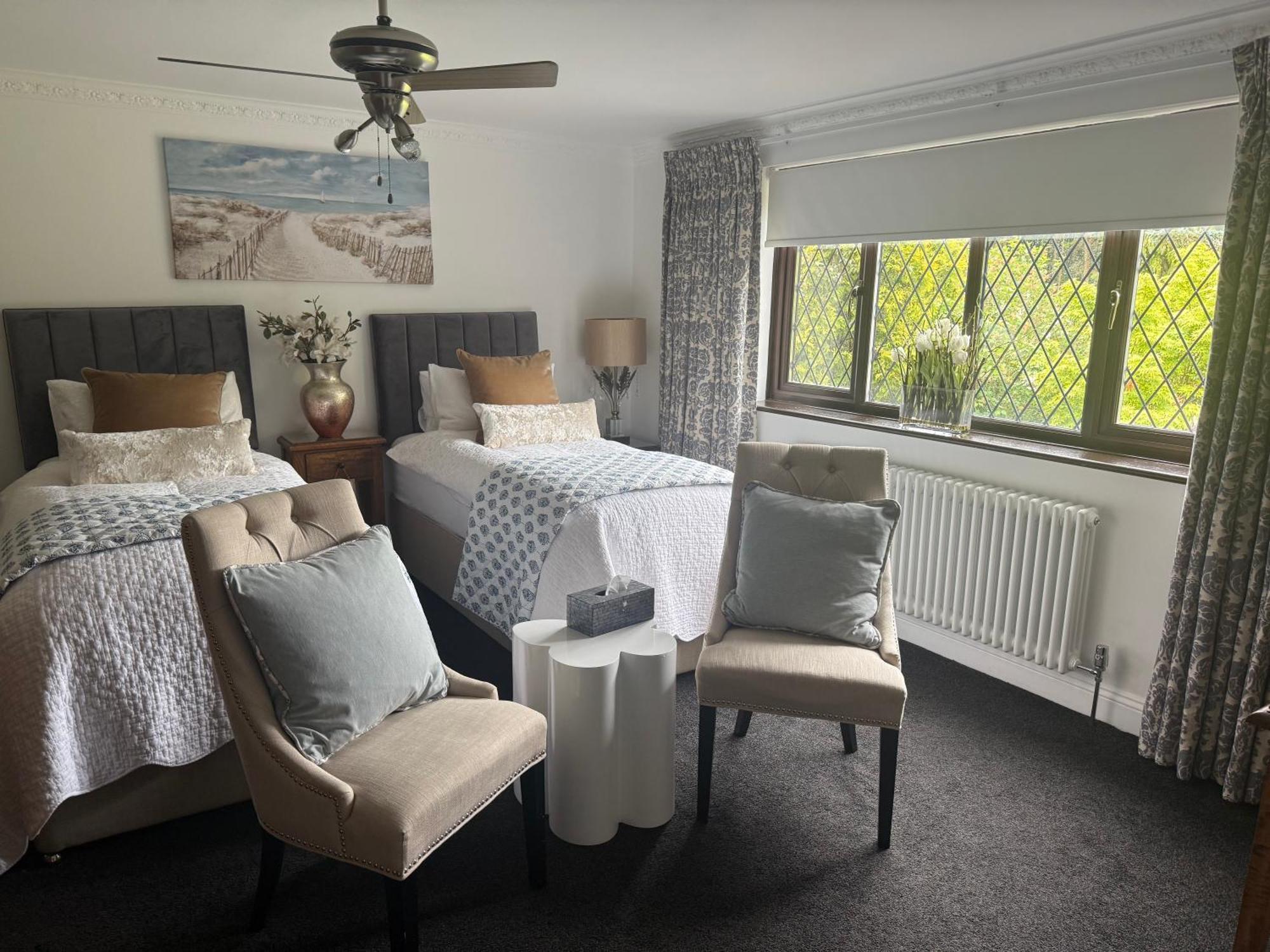 Standard Twin Room with Garden View