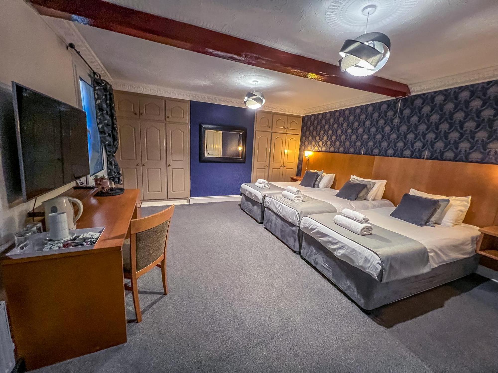 Superior Triple Room