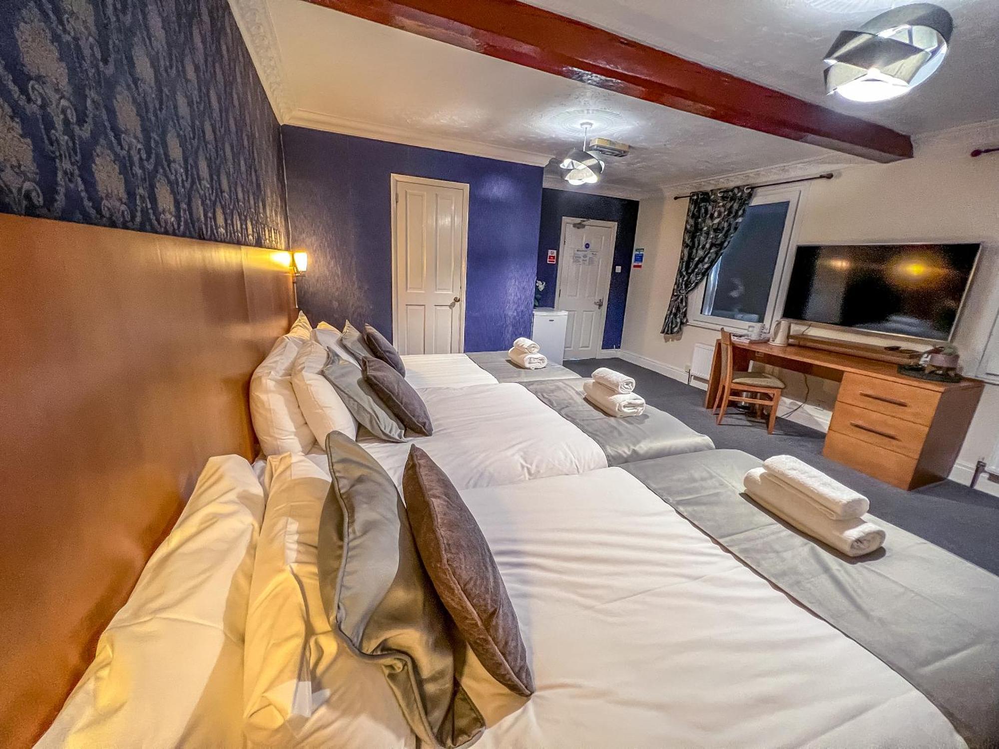 Superior Triple Room
