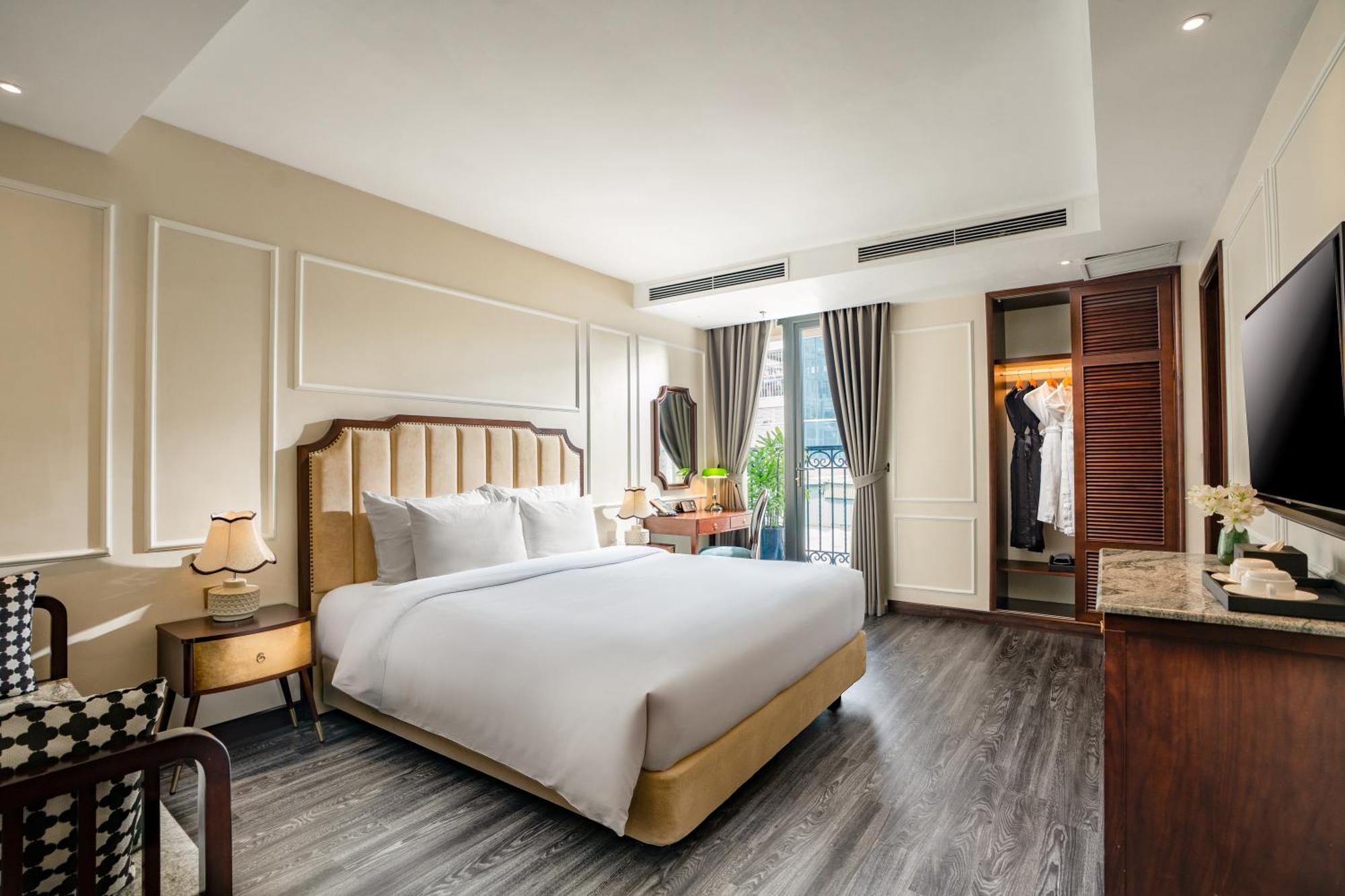 Executive Suite