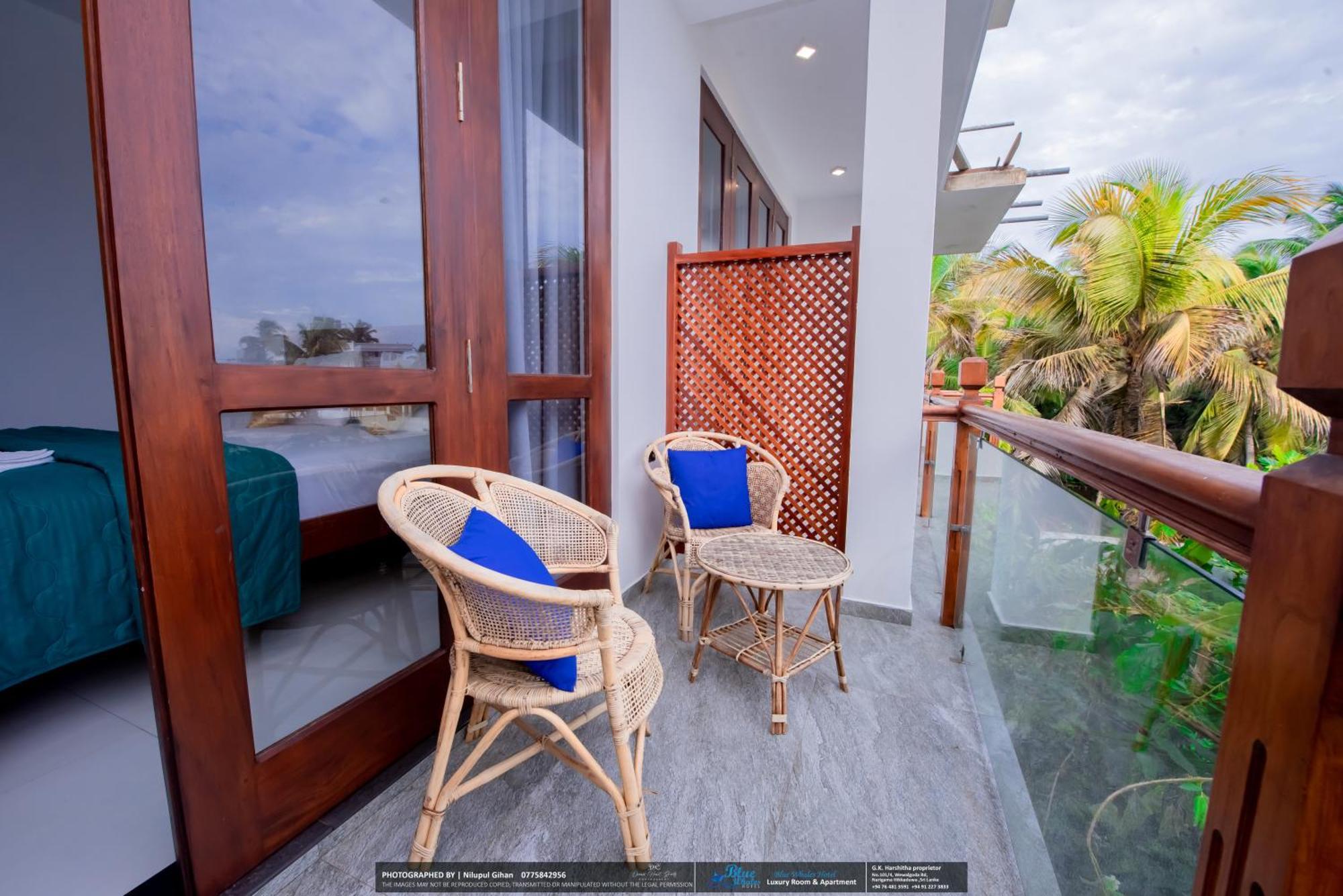 One-Bedroom Apartment Balcony Sea View