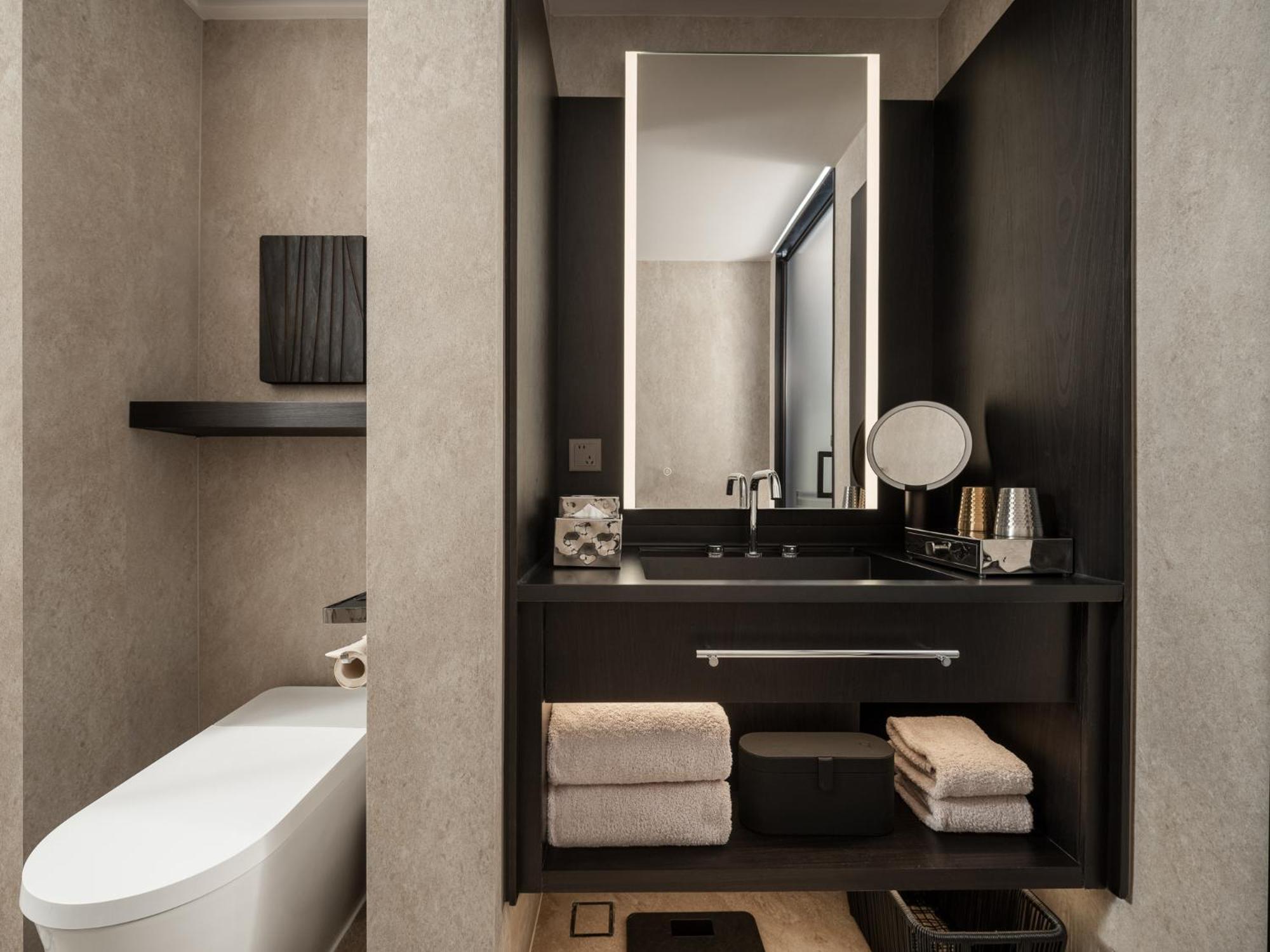 Premier Suite