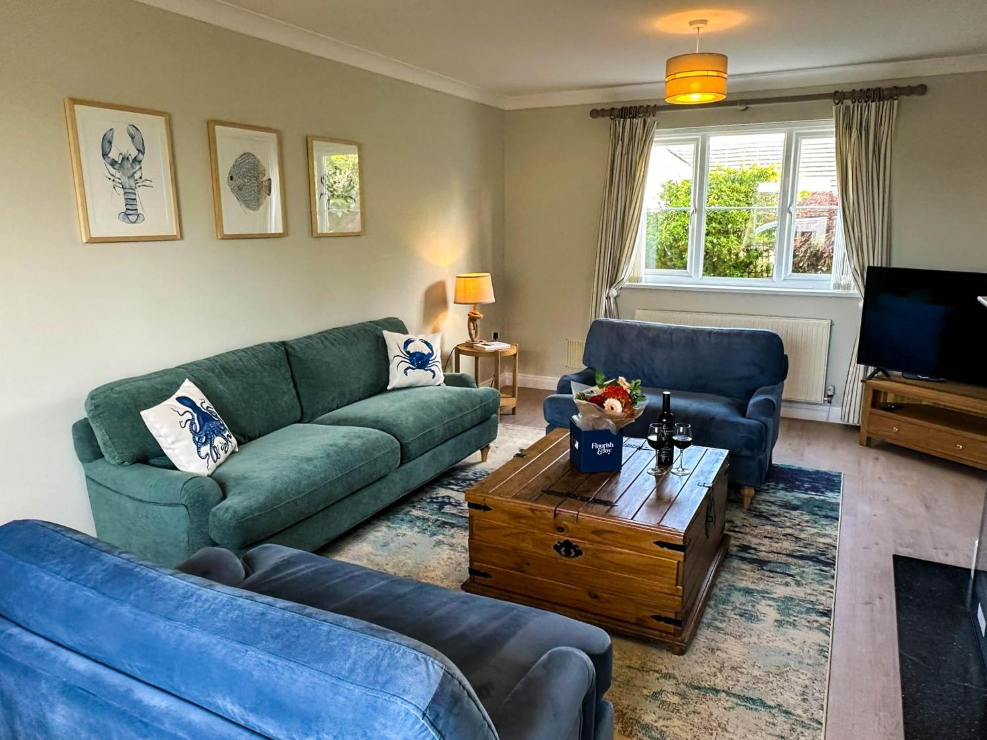 Four-Bedroom House,1673333802:JPEG