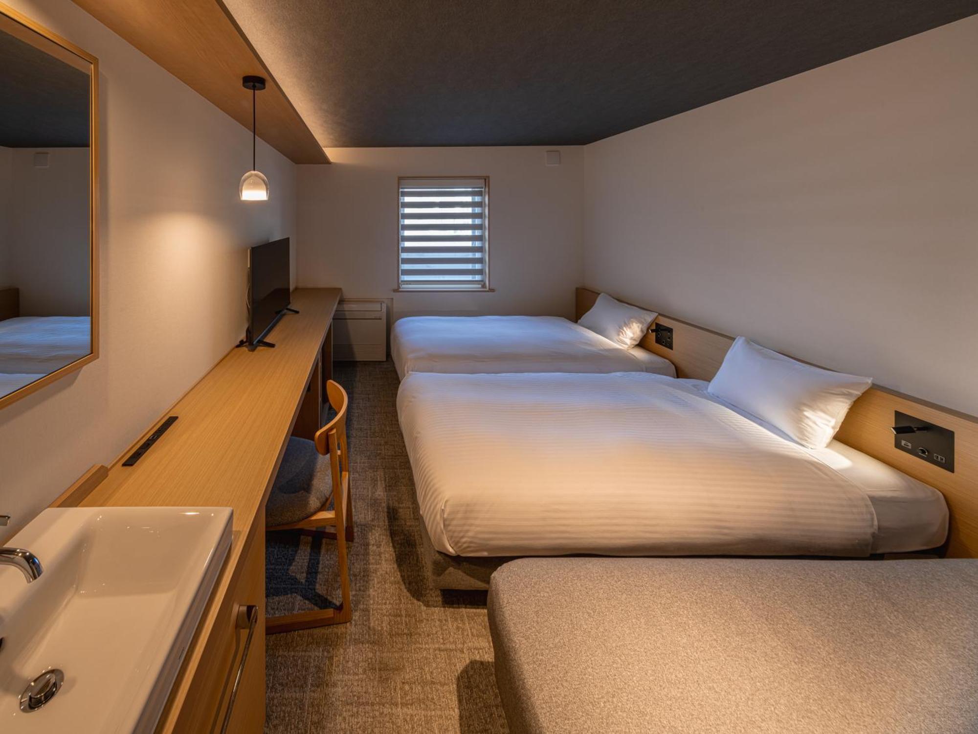 Superior Twin Room - Non-Smoking