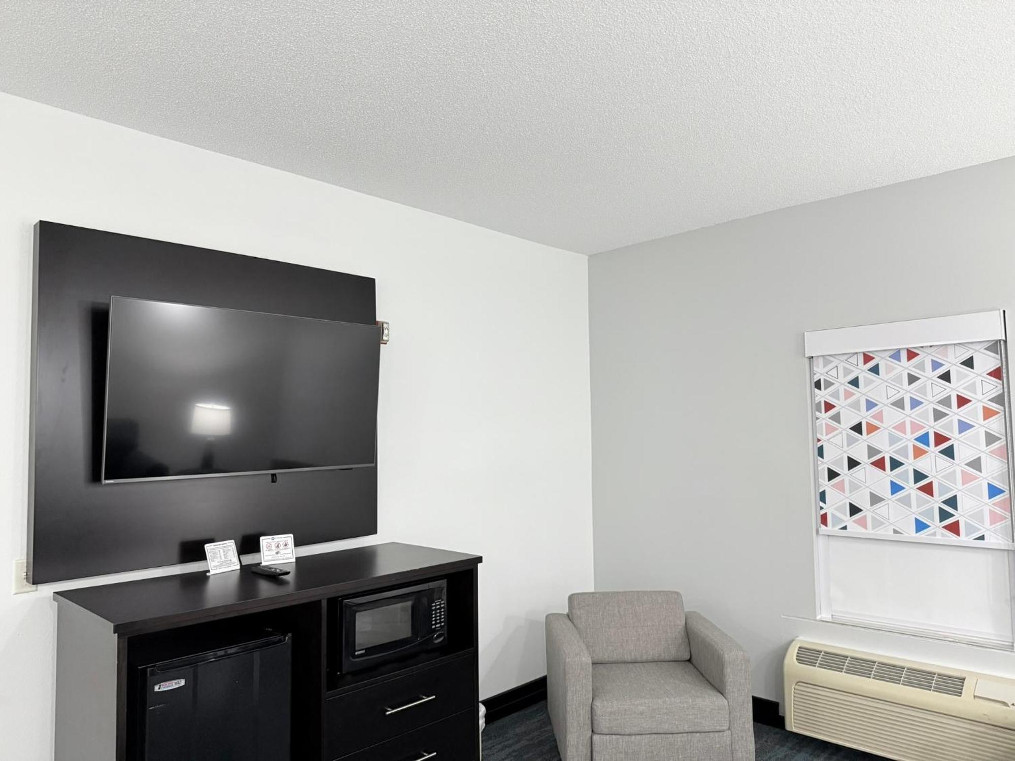One-Bedroom King Suite with Sofa Bed