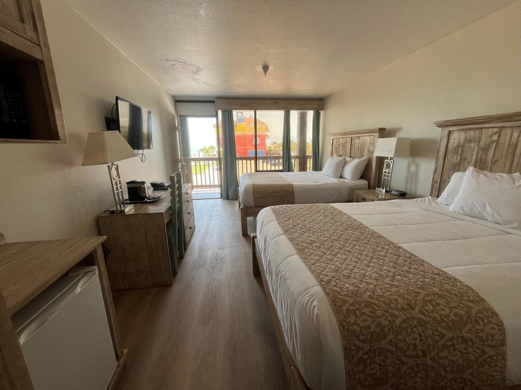 Queen Room with Ocean View