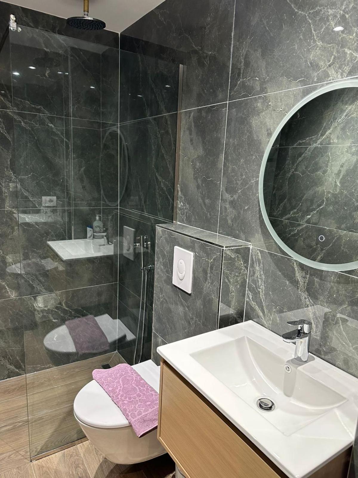 Triple Room with Bath