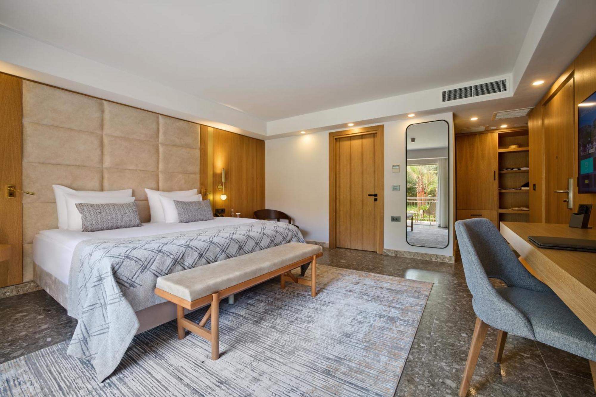Superior Room 1 double bed sofa Garden side,1673927050:JPEG