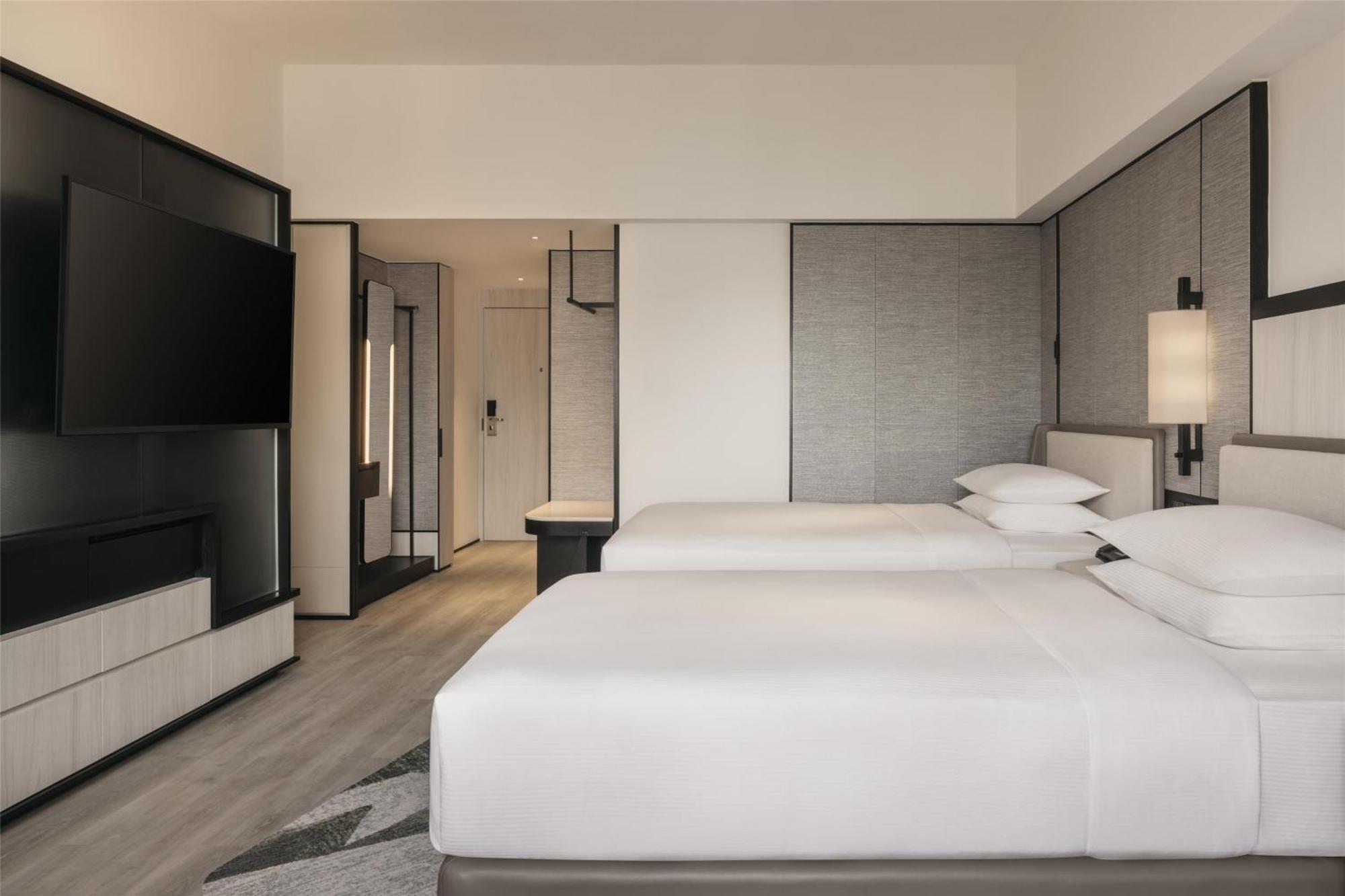 Twin Room Marina Bay View,1706358610:JPEG