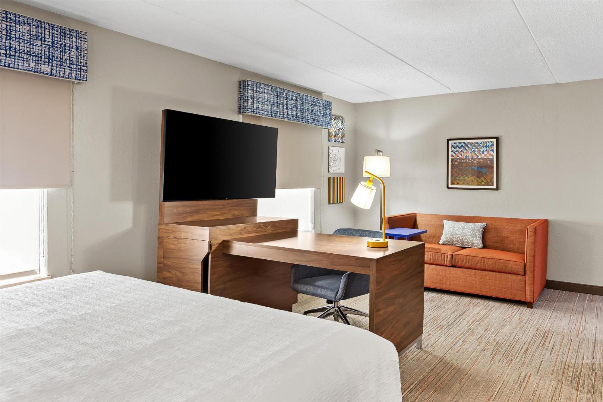 King Studio Suite - Mobility Access/Non-Smoking