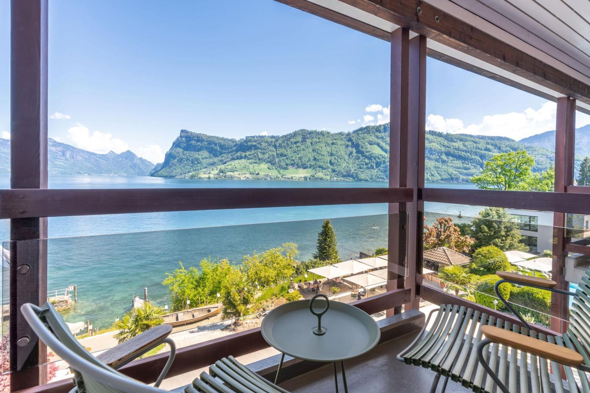 Double Room Balcony Lake View