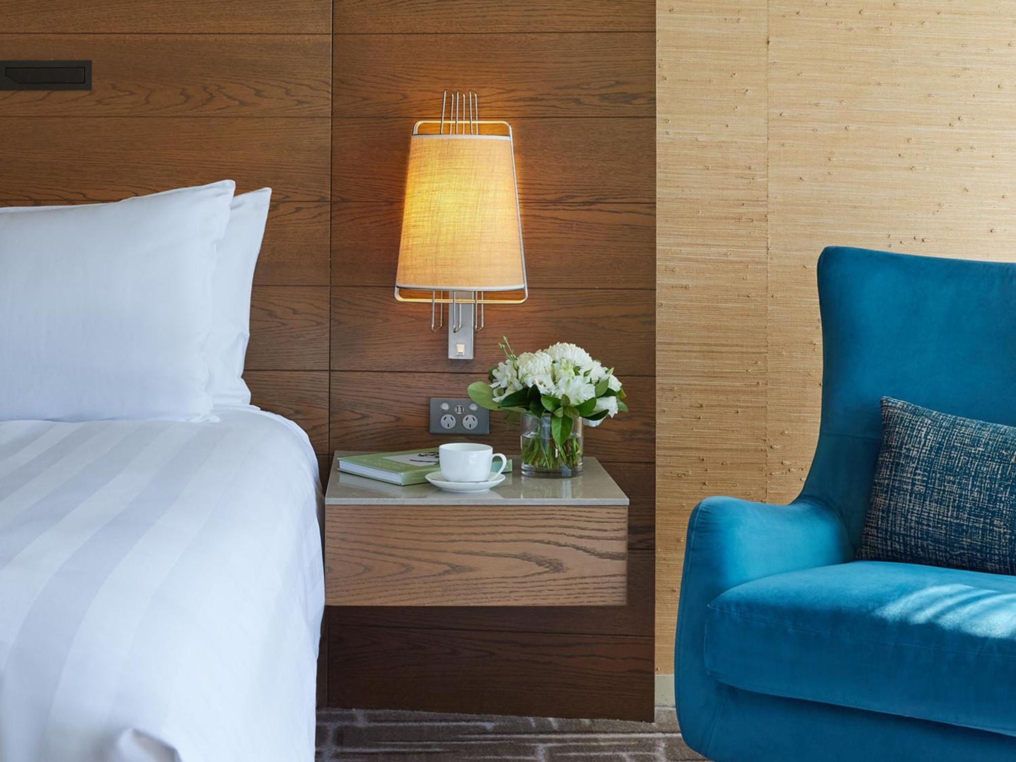 Pacific King Room Club Lounge Access