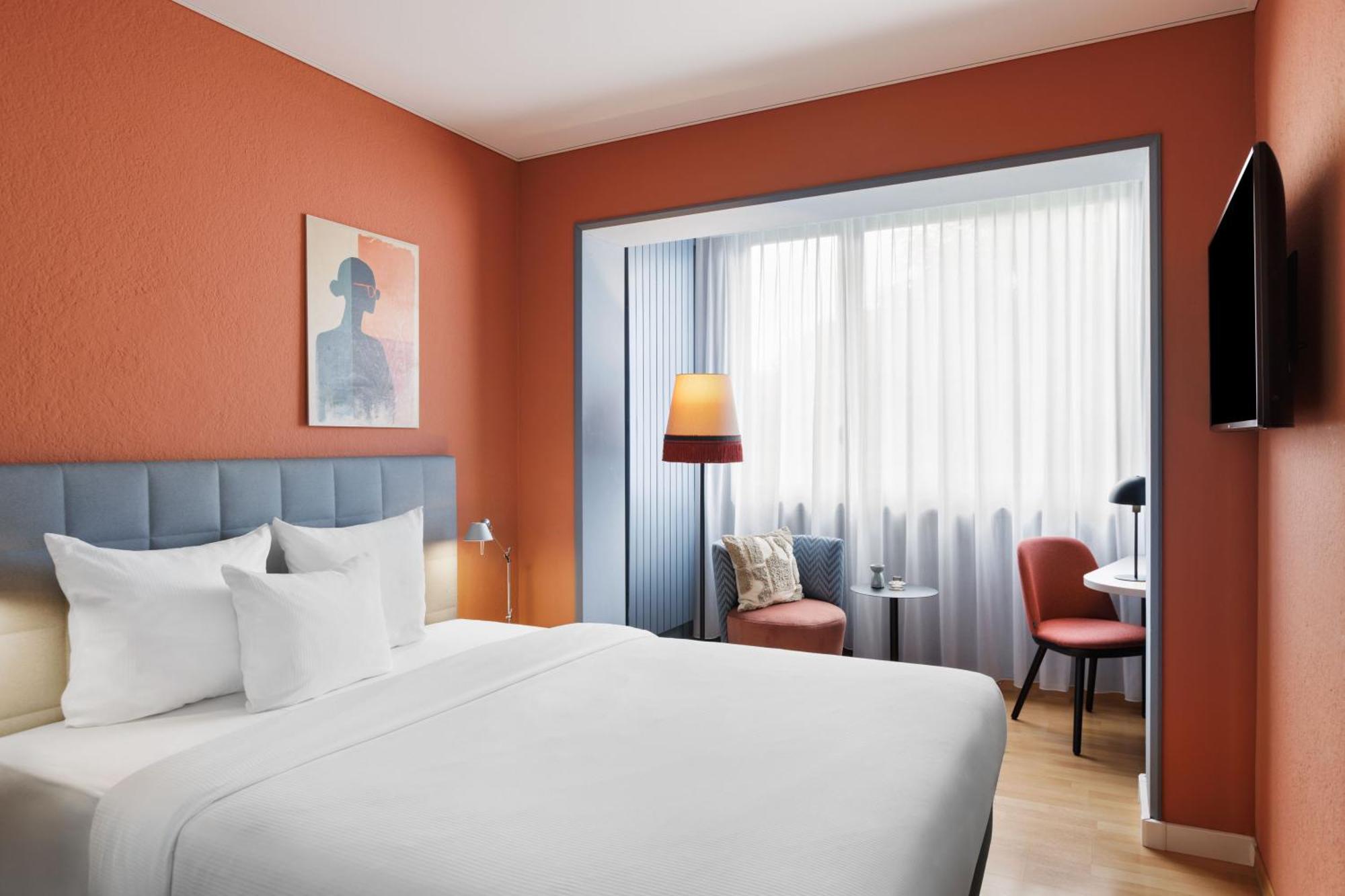 Queen Room