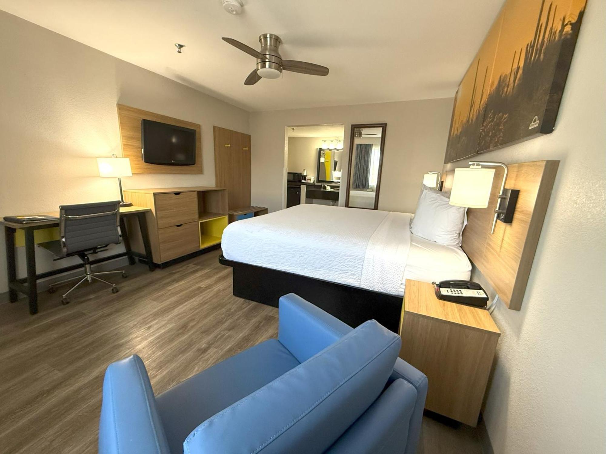 King Room Non-Smoking Non Pet Friendly