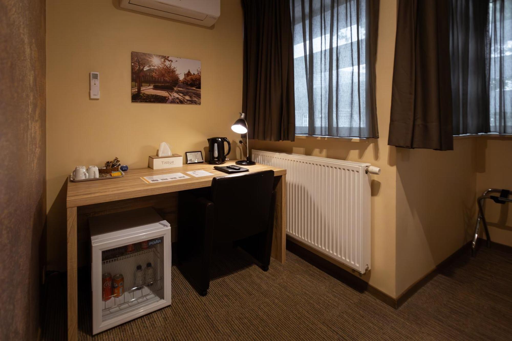 Family Room,1674721734:JPEG
