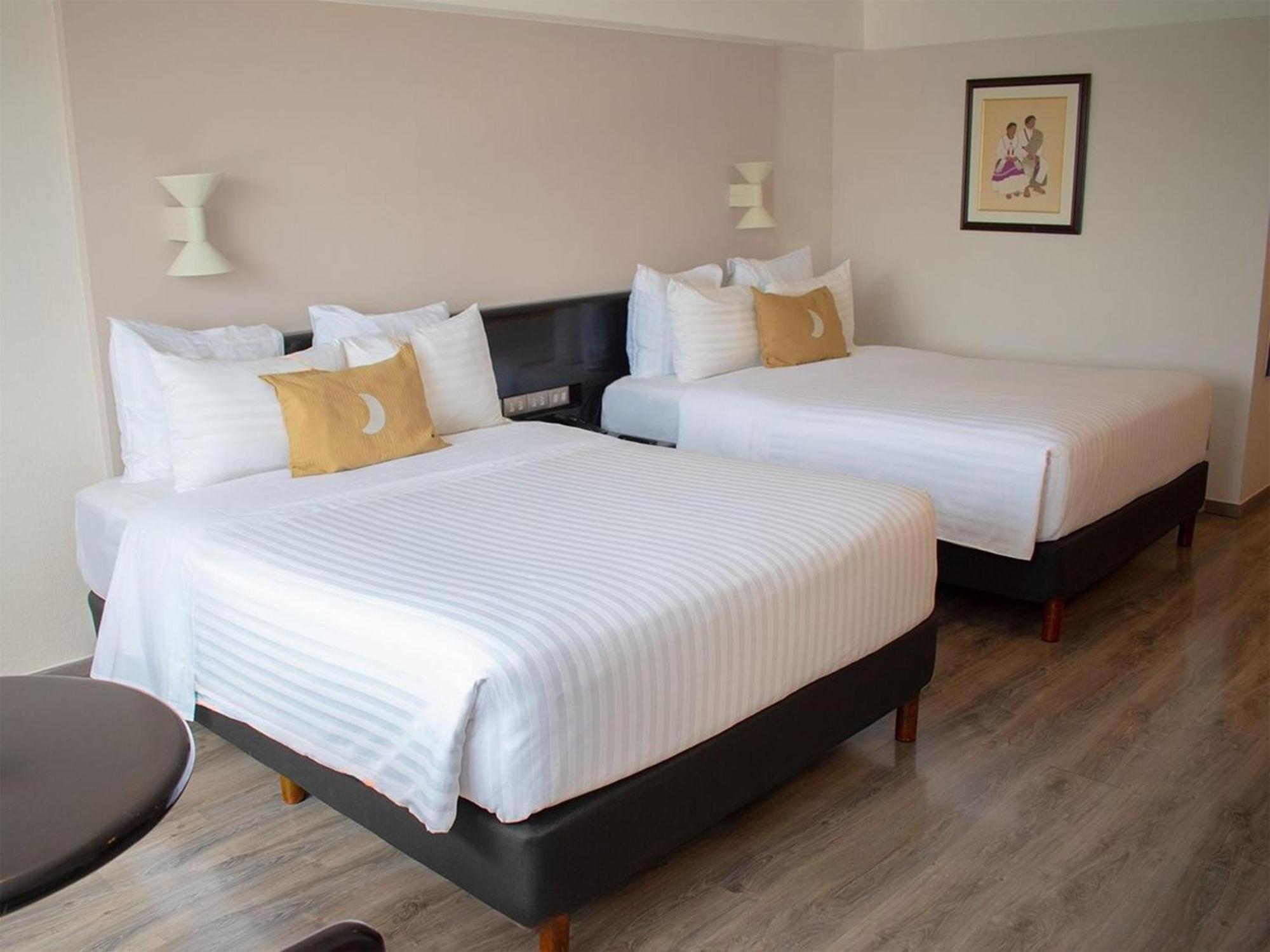 Standard Queen Room with Two Queen Beds - Non-Smoking