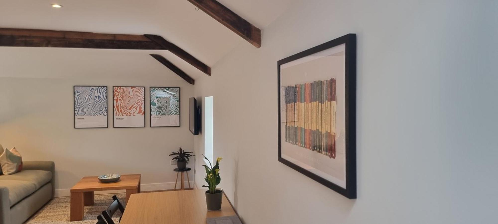 One-Bedroom Apartment with Balcony