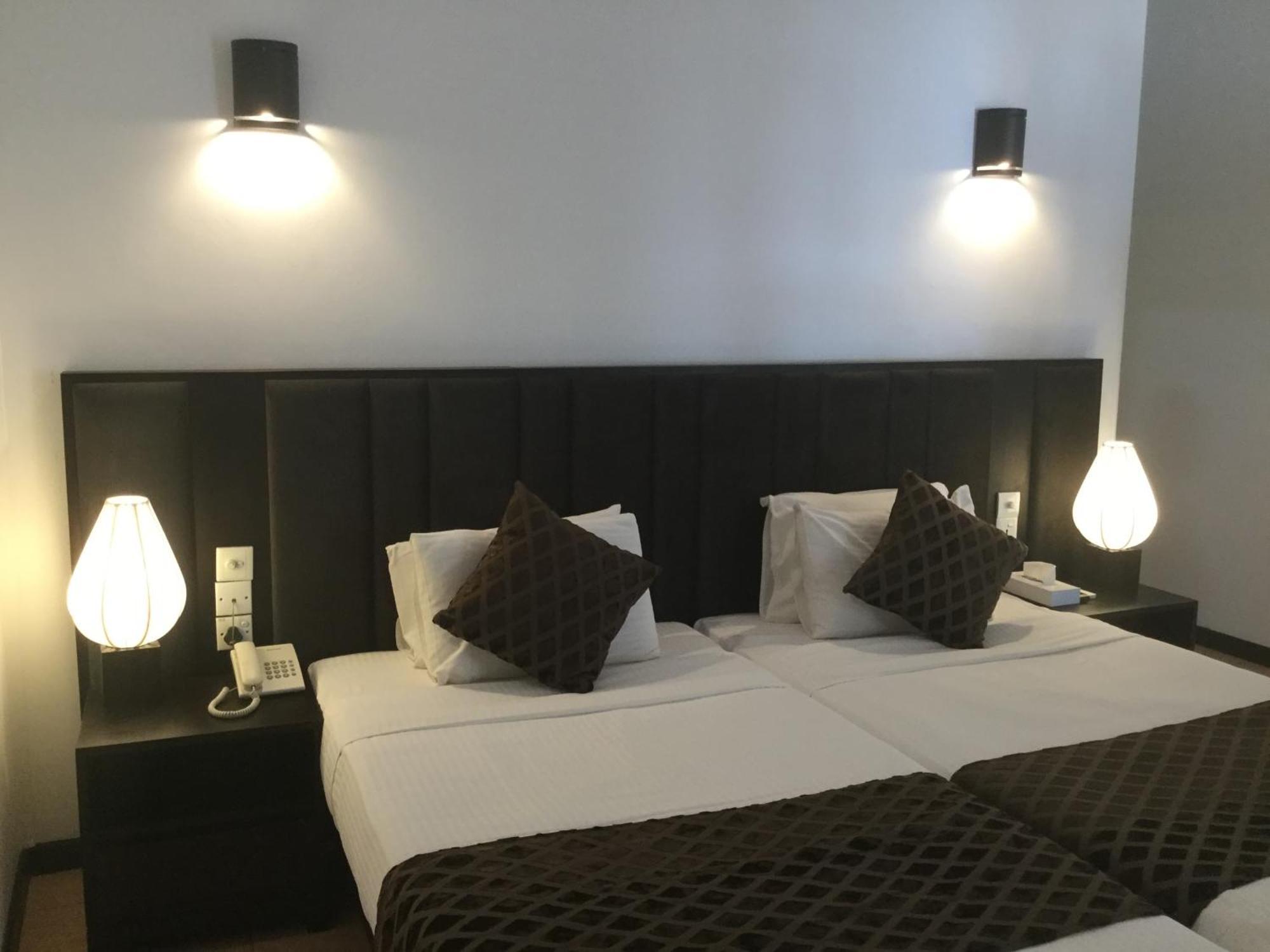 Deluxe Double or Twin Room Sea View,1674734492:JPEG