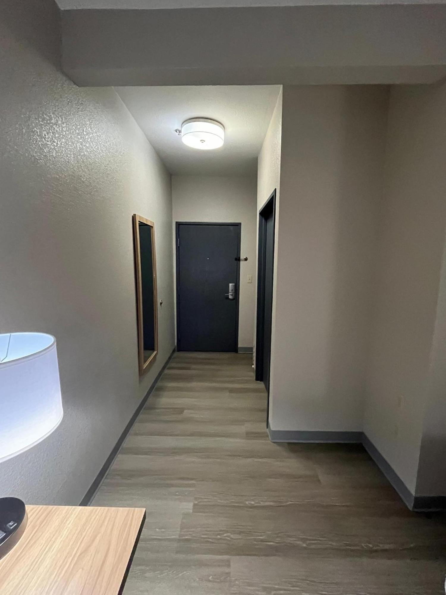 Queen Room with Two Queen Beds - Pet Friendly/Non-Smoking