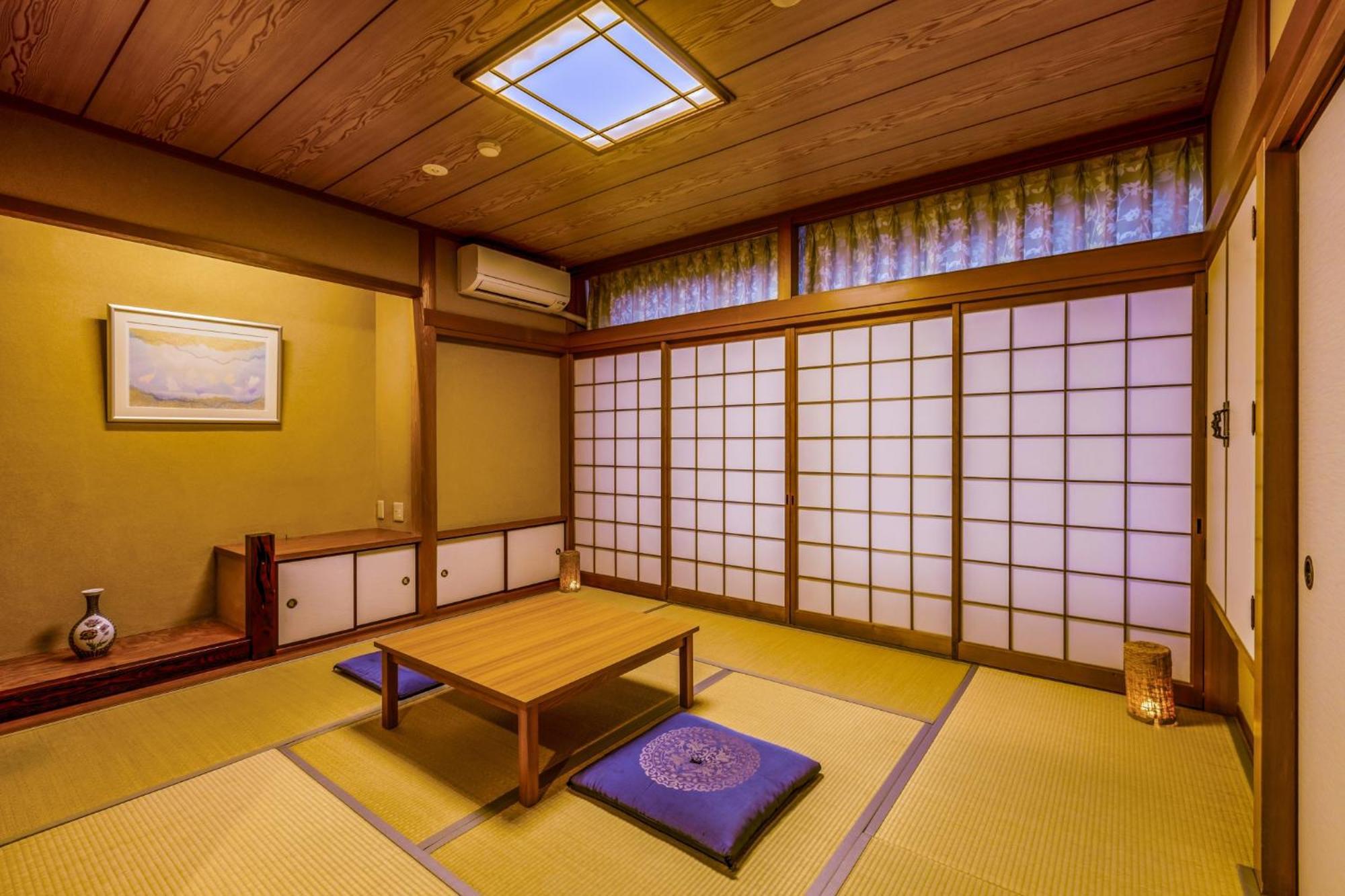 Economy Japanese-Style-Room(No View) - Shared Bathroom - Non-Smoking