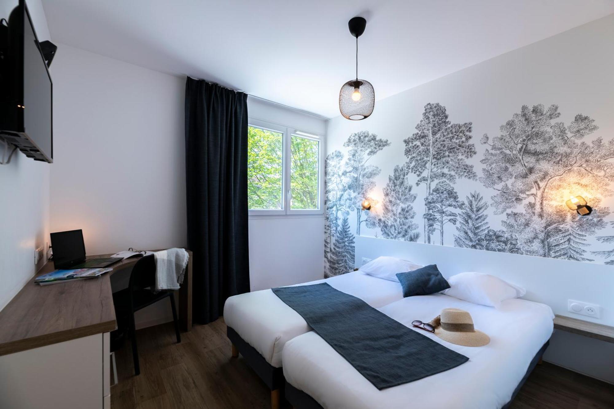 Chambre Double ou Lits Jumeaux (sans Cuisine)