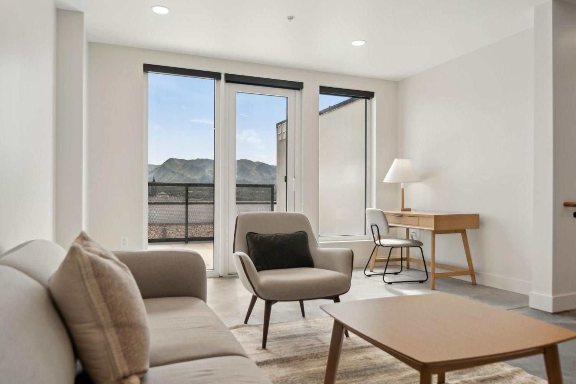 Two-Bedroom Deluxe Apartment
