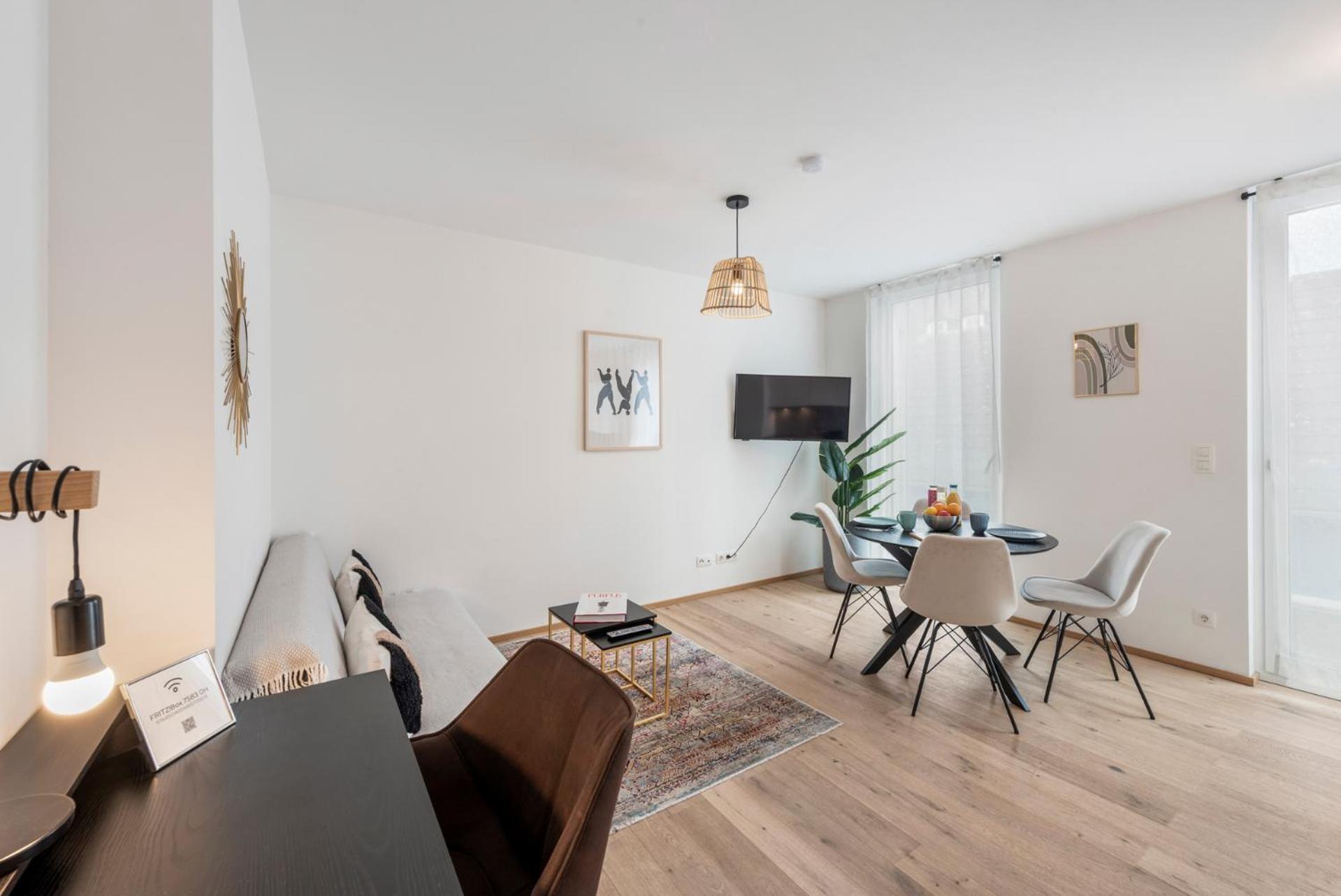 One-Bedroom Apartment