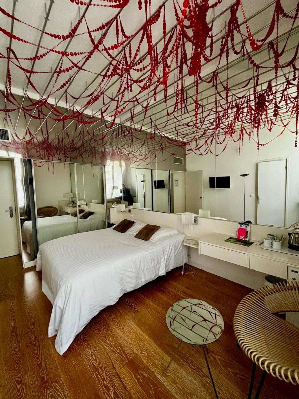 Standard Double or Twin Room Intimity
