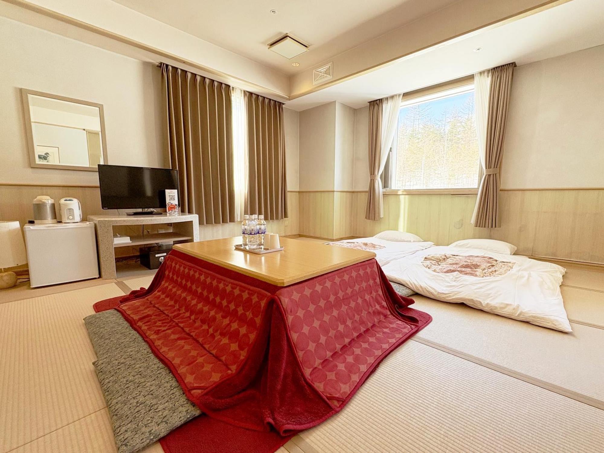 Japanese-Style Room