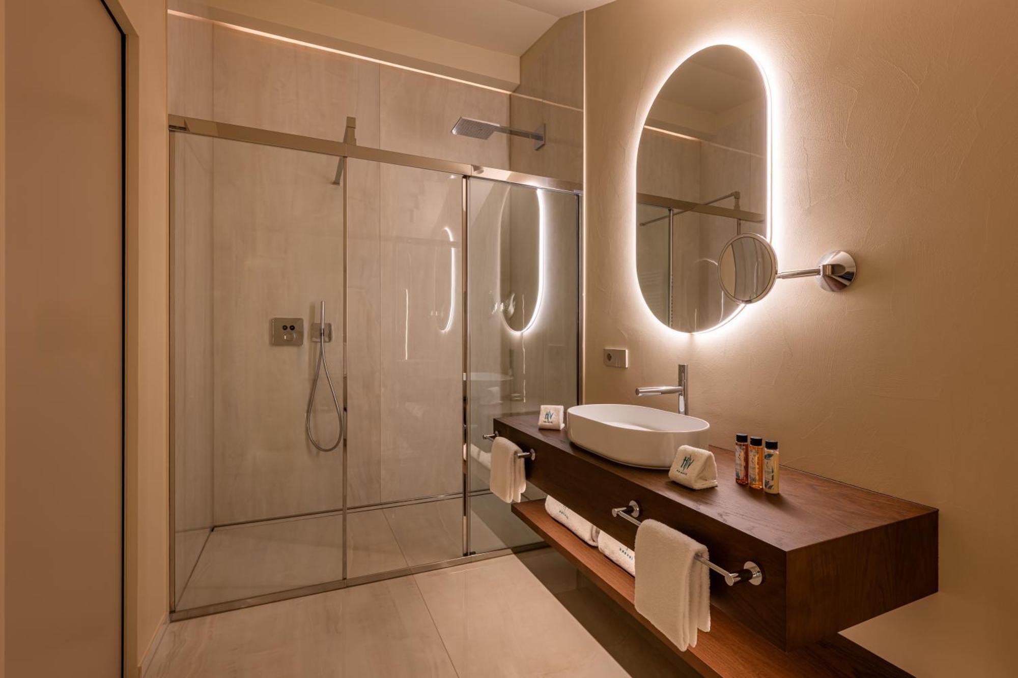 Prestige Zimmer mit Balkon und Parkblick