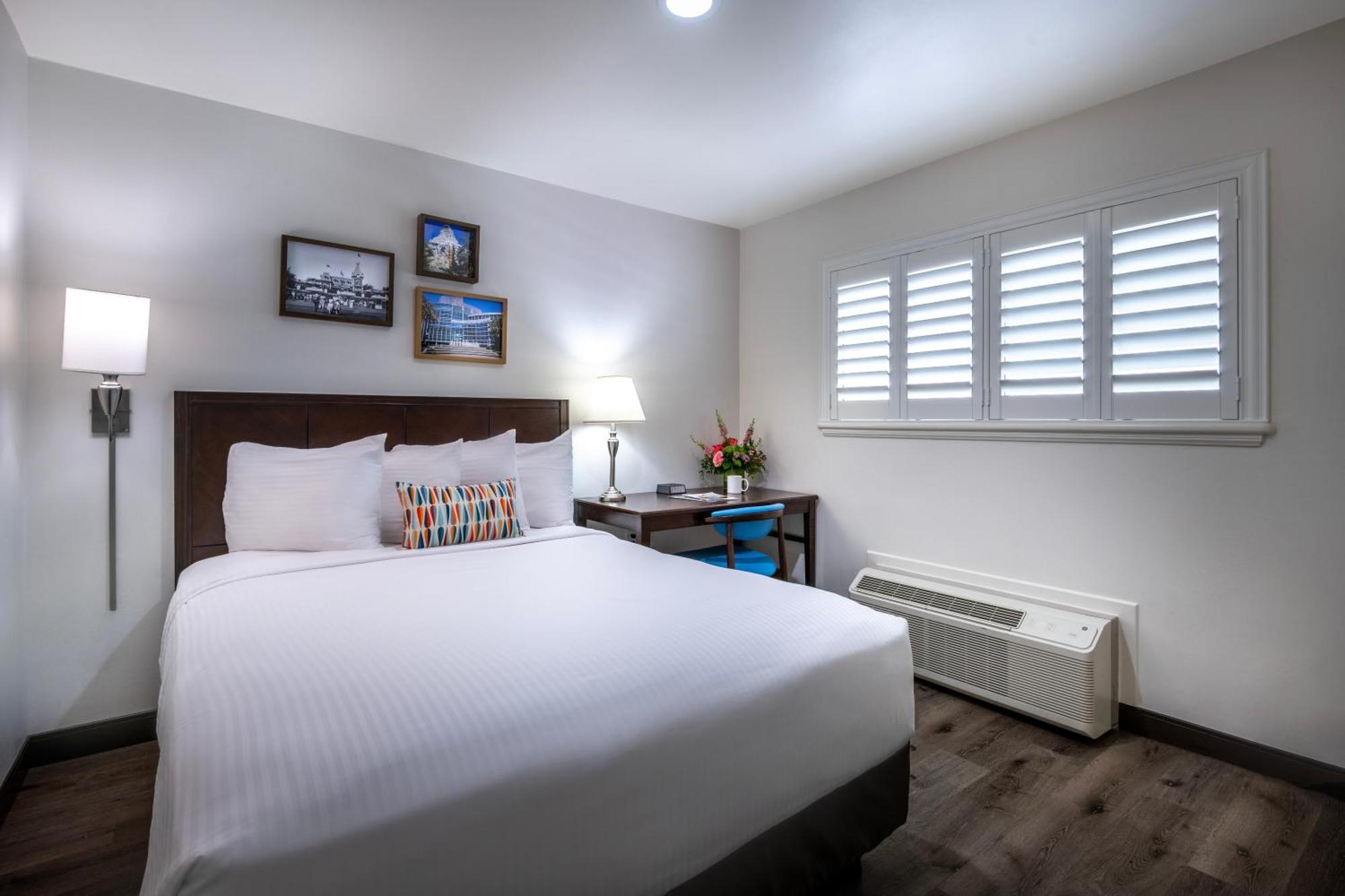 Triple Queen Two Bedrooms