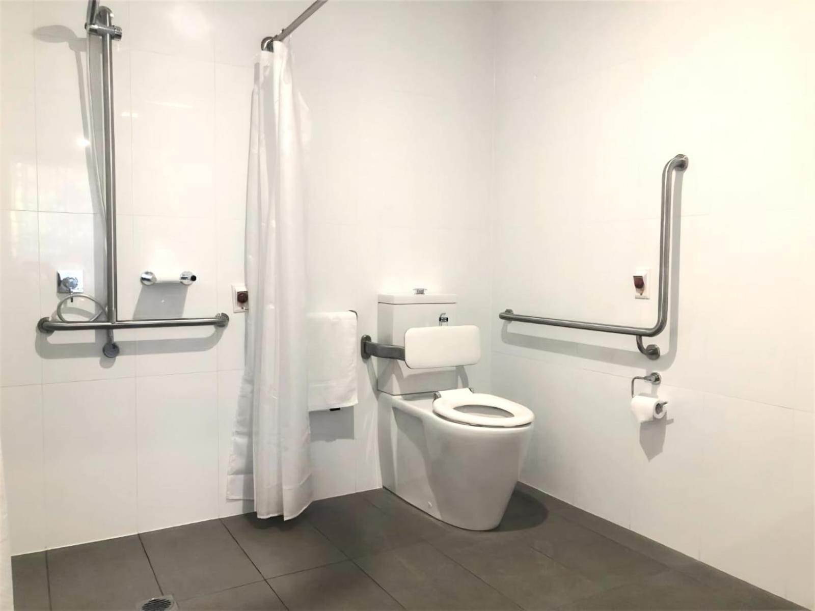 One-Bedroom Accessible Apartment