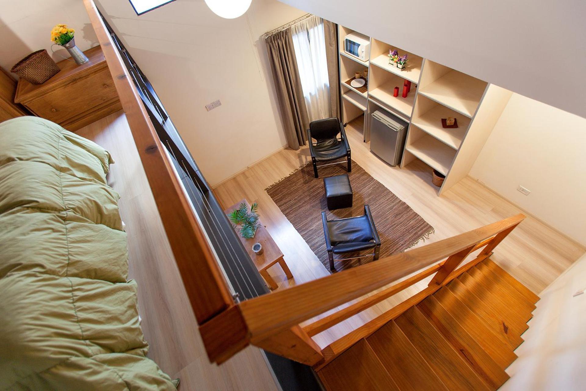 Habitación con cama grande