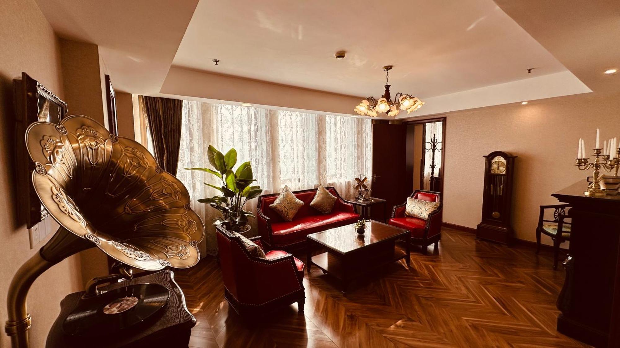 Premier Suite