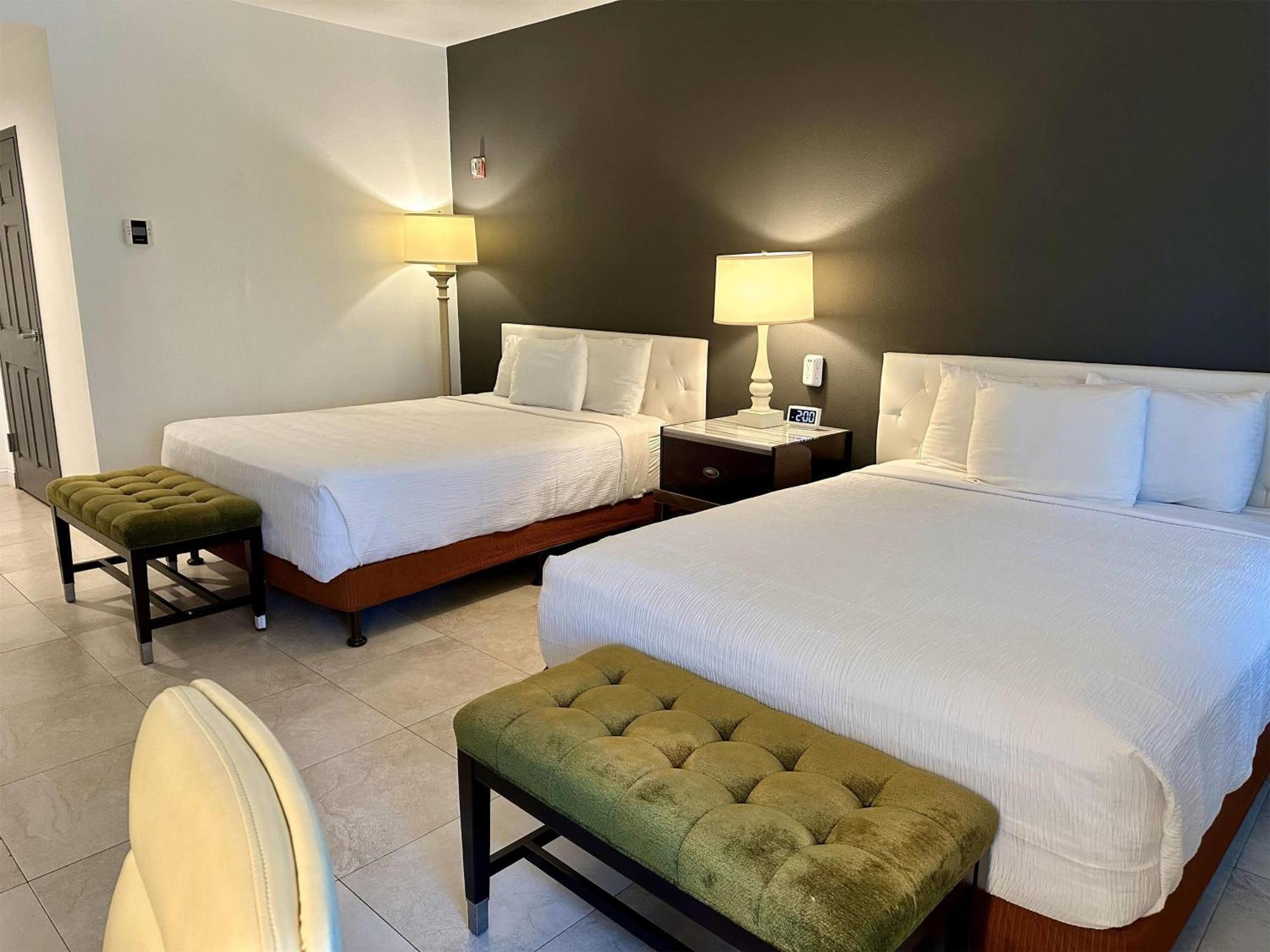 Premier Queen Room Two Queen Beds Non-Smoking