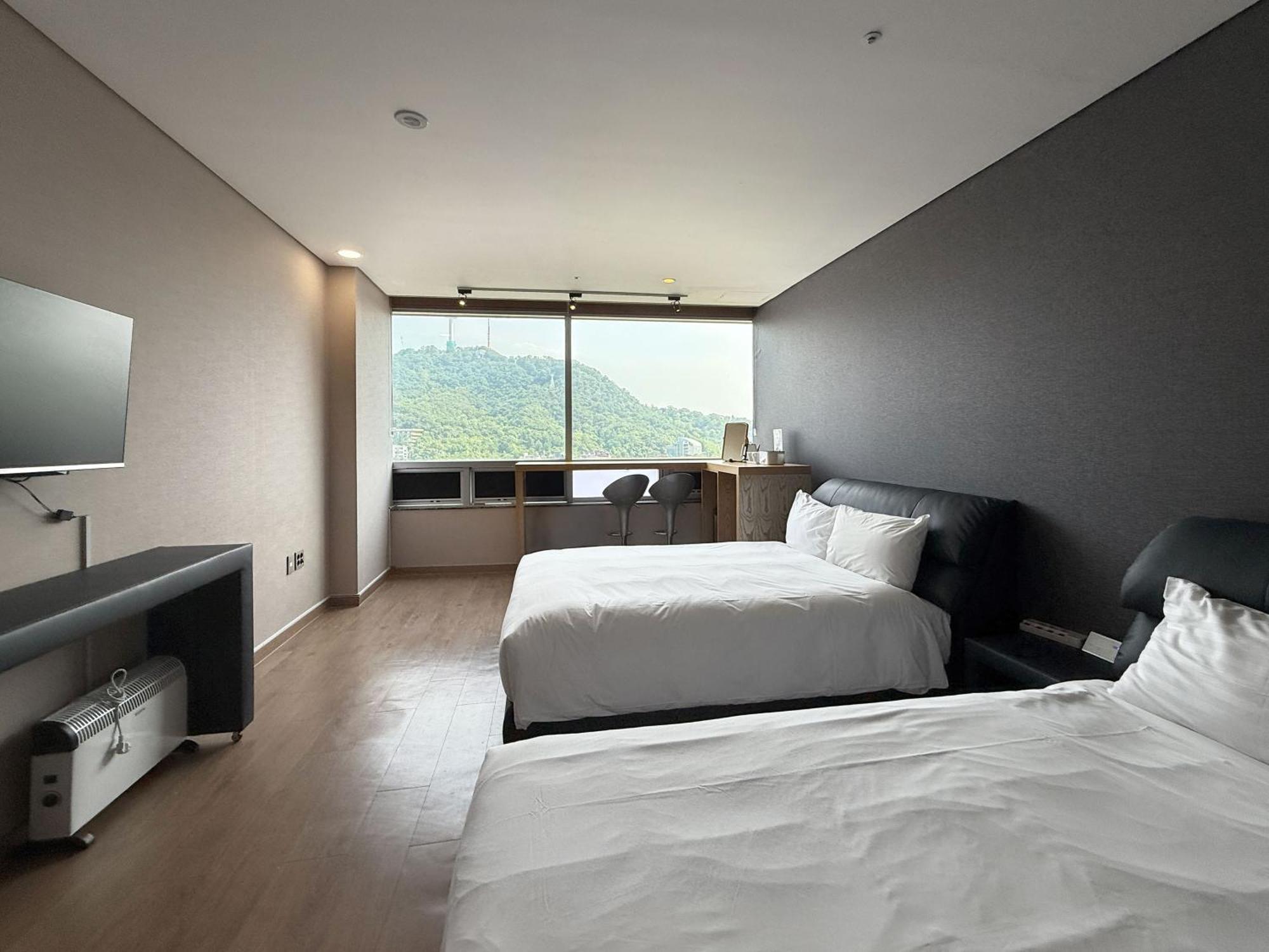Superior Deluxe Double or Twin Room,1677915954:JPEG