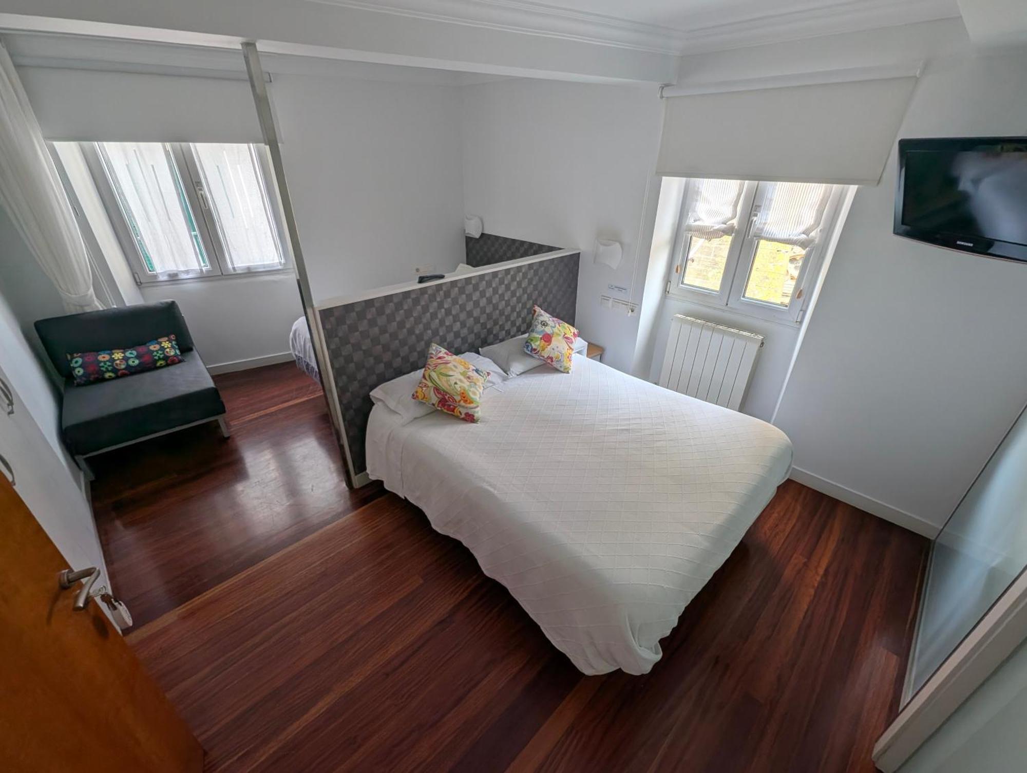 Chambre Familiale avec Salle de Bains Privative